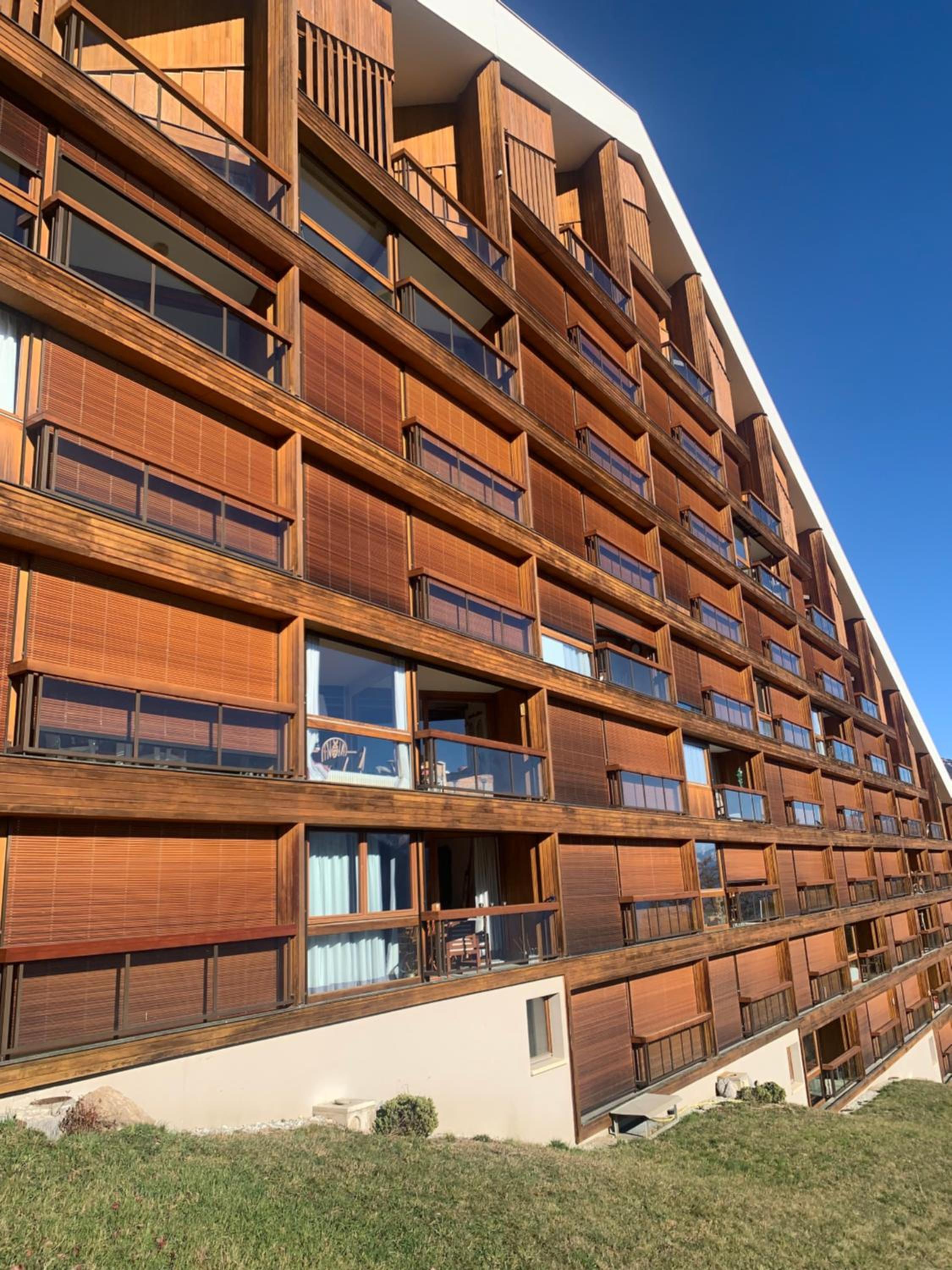 Spacieux appartement de 4,5 pièces avec vue sur les Alpes