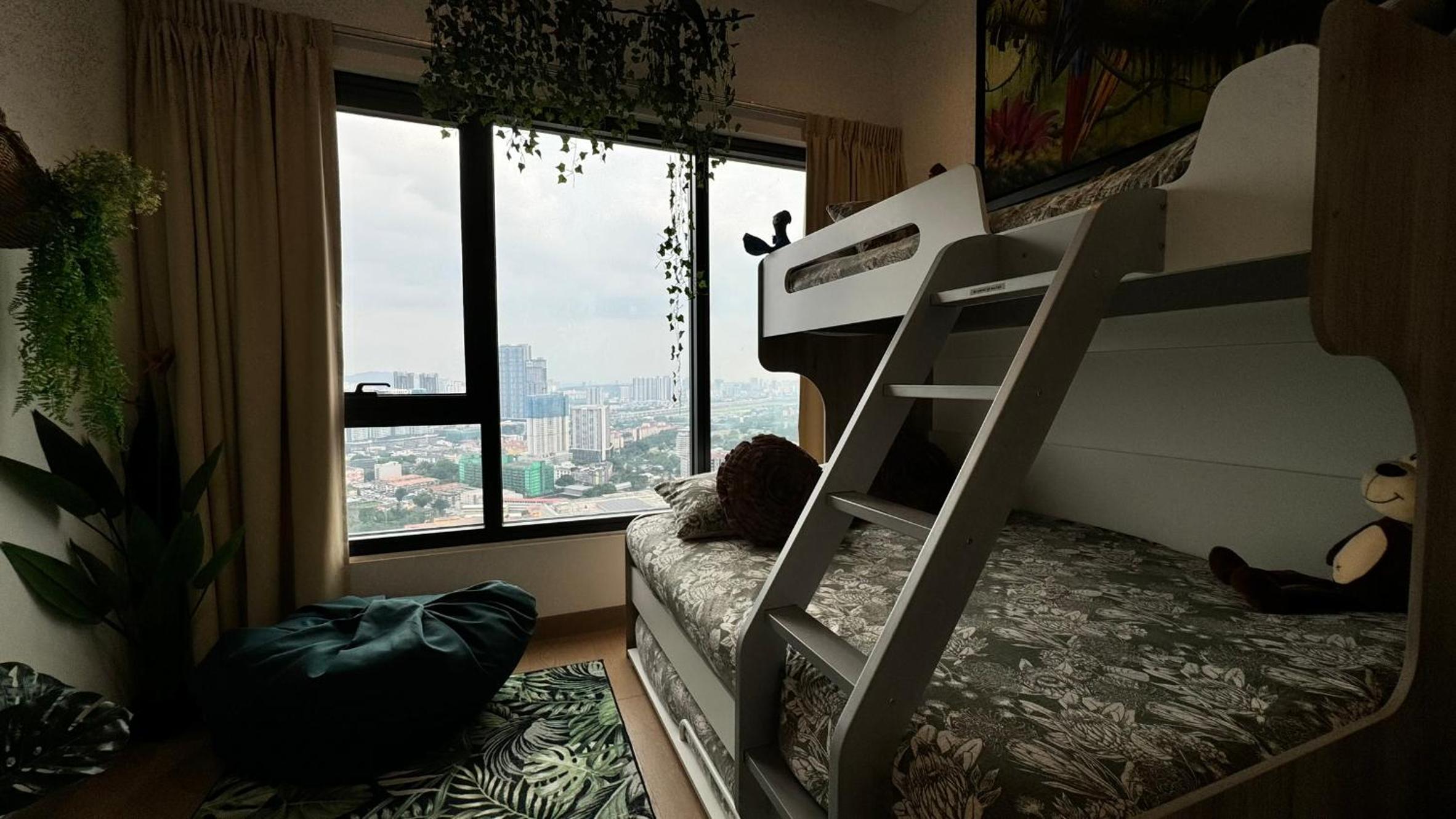 Joyful Haven Suites Bukit Bintang with Rooftop Pool