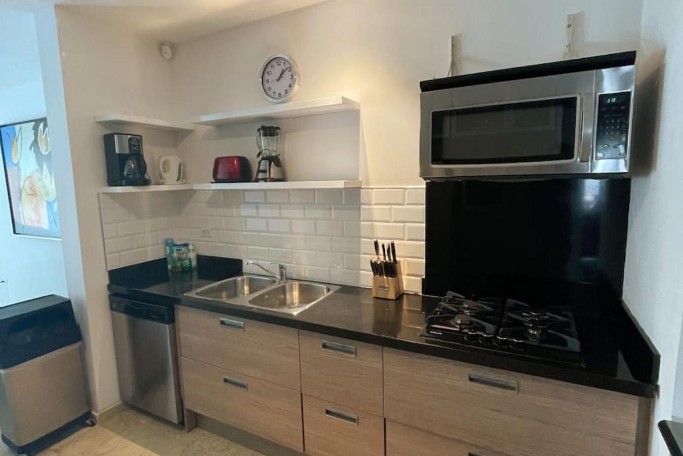 Large 6BR Villa with Private Pool TOP location