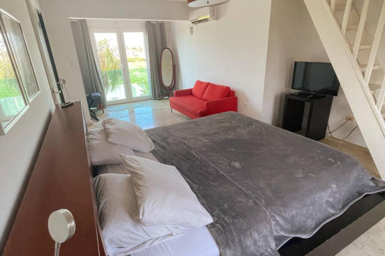Large 6BR Villa with Private Pool TOP location