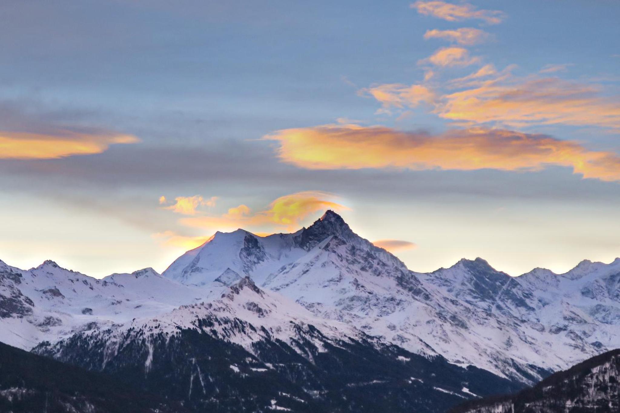Spacieux appartement de 4,5 pièces avec vue sur les Alpes