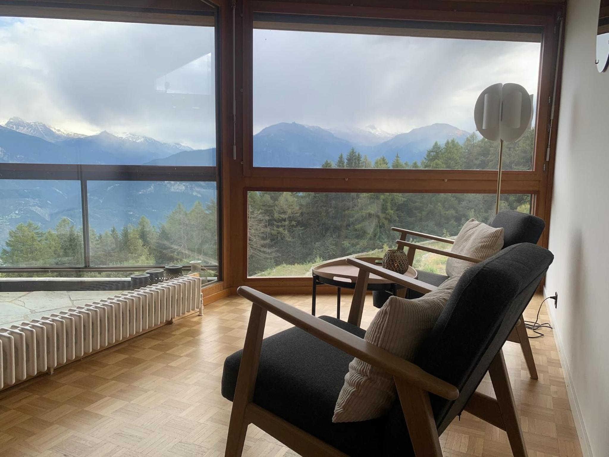 Spacieux appartement de 4,5 pièces avec vue sur les Alpes
