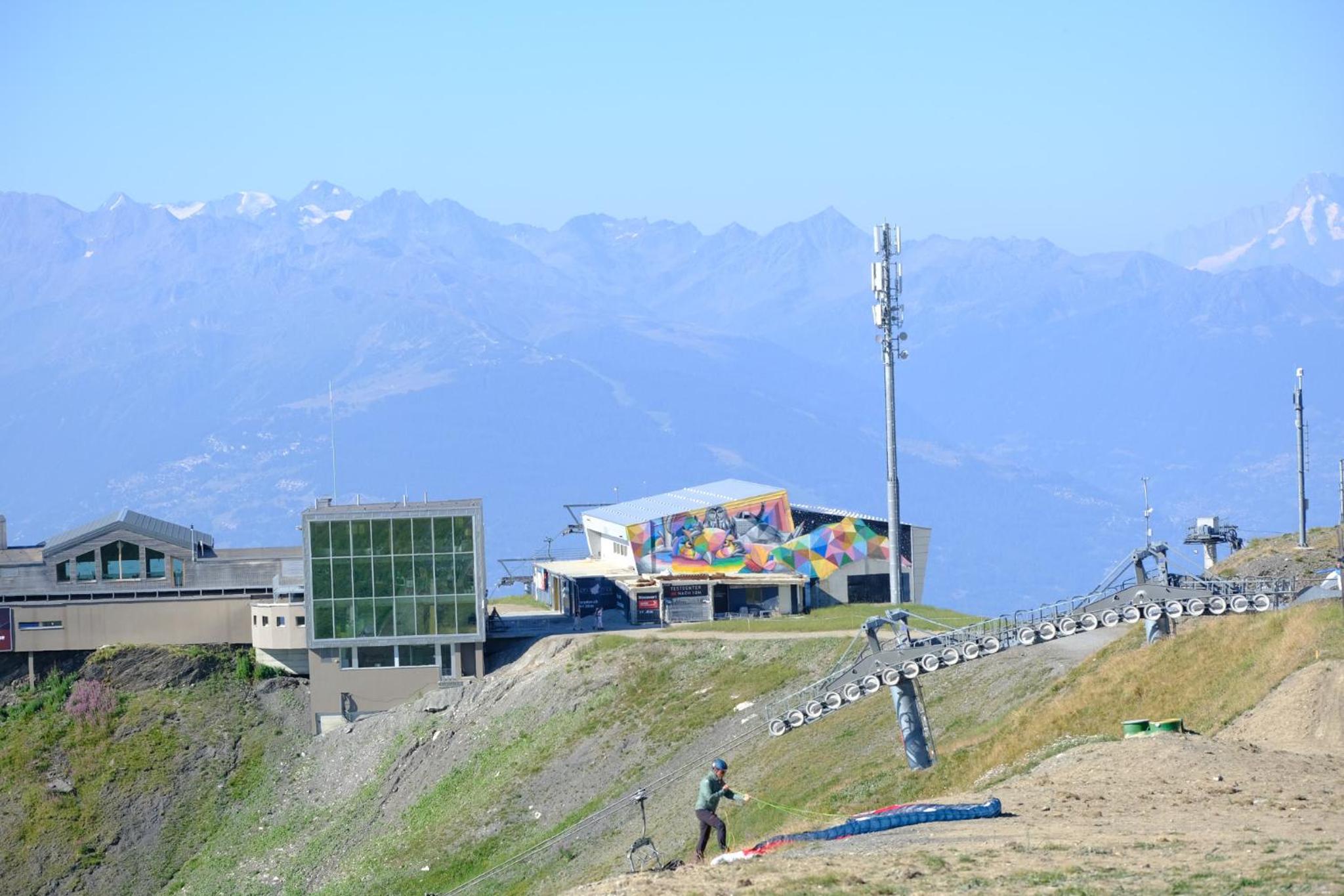 Spacieux appartement de 4,5 pièces avec vue sur les Alpes