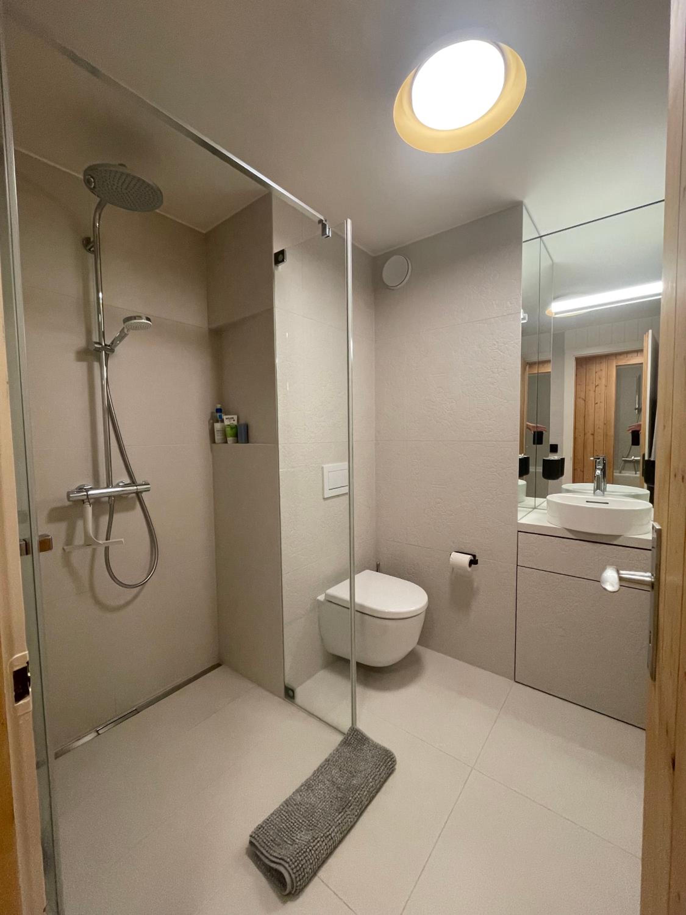 Spacieux appartement de 4,5 pièces avec vue sur les Alpes