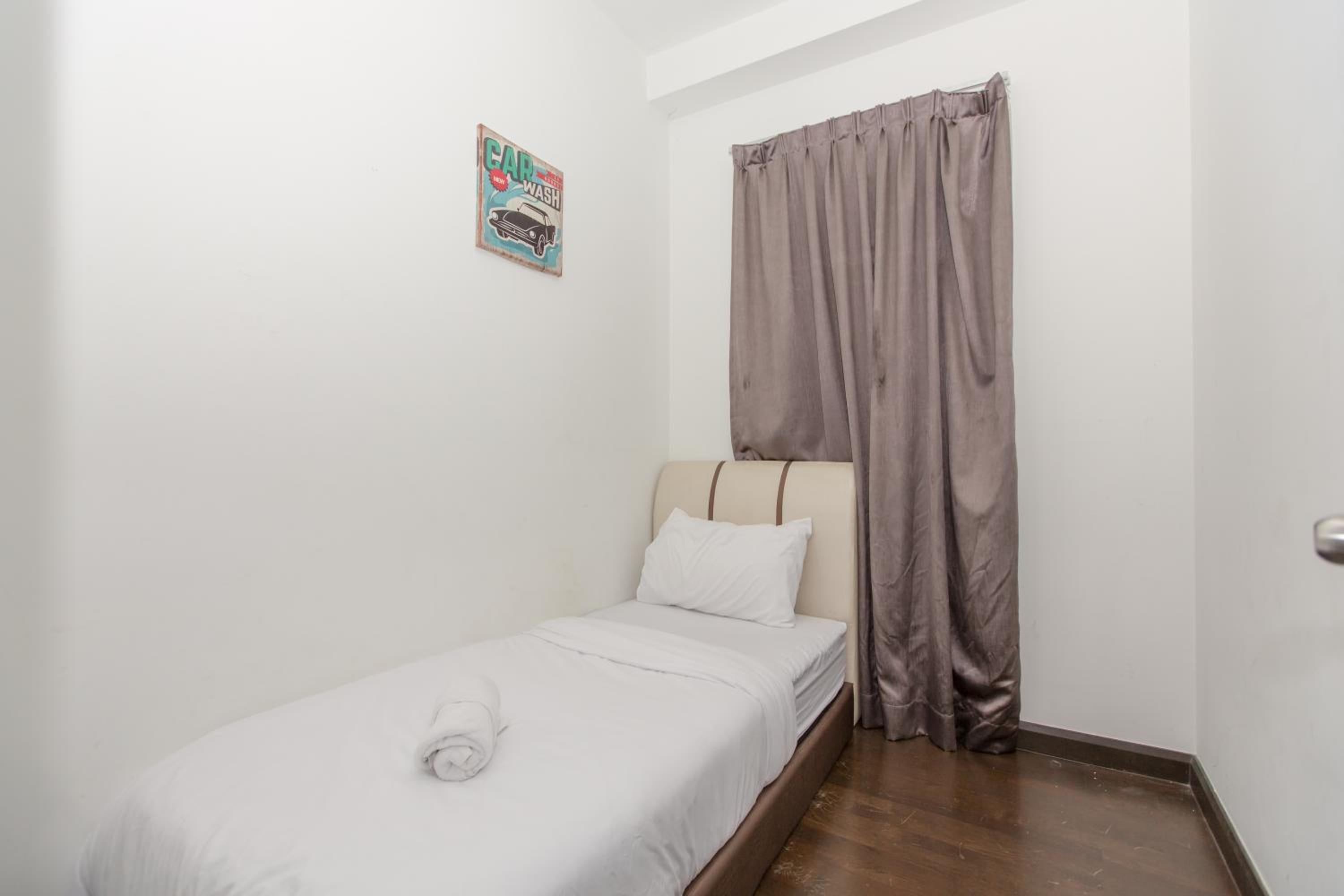 V Residence at Sunway Velocity by MY TRIP & MY STAY