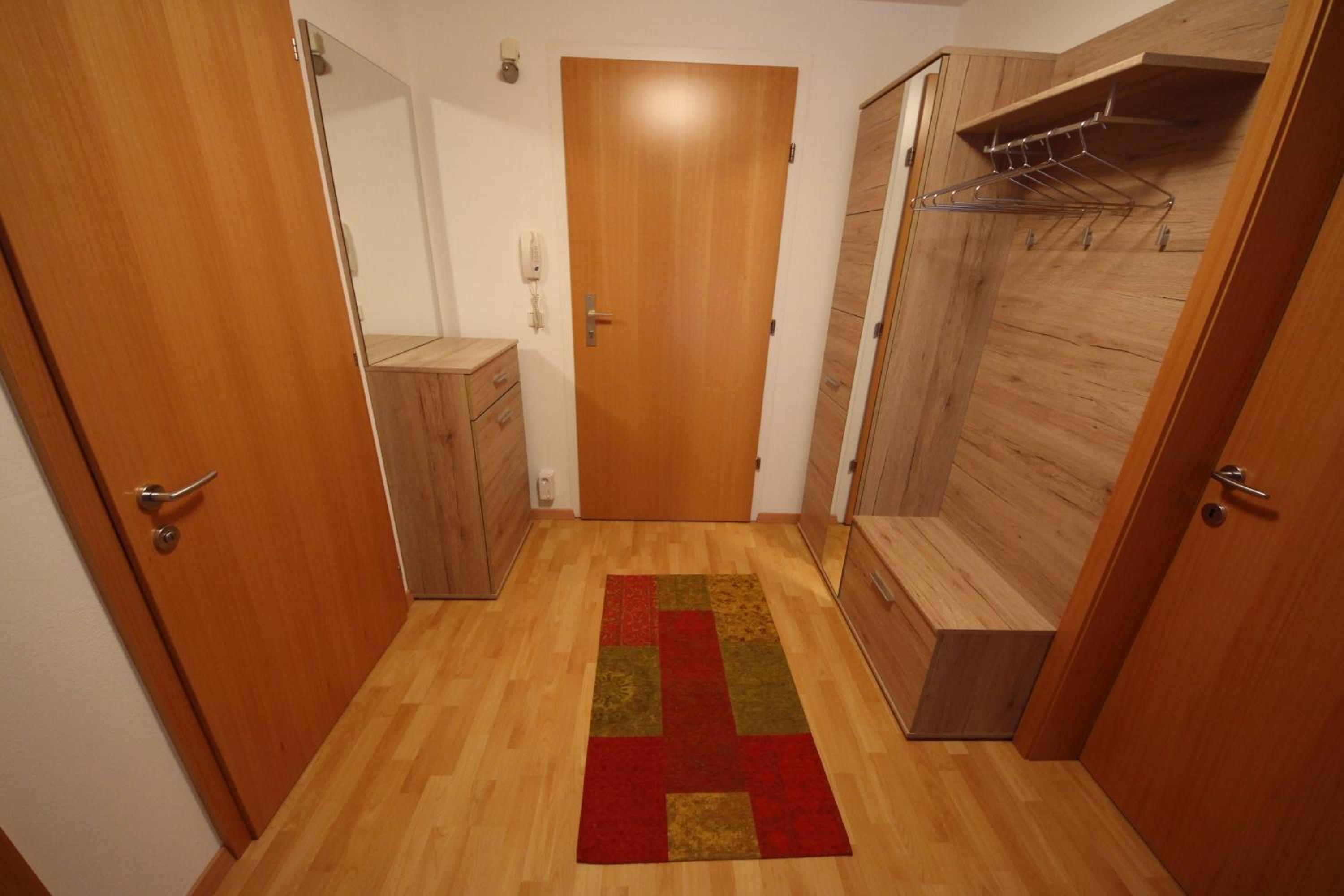 Photo 32