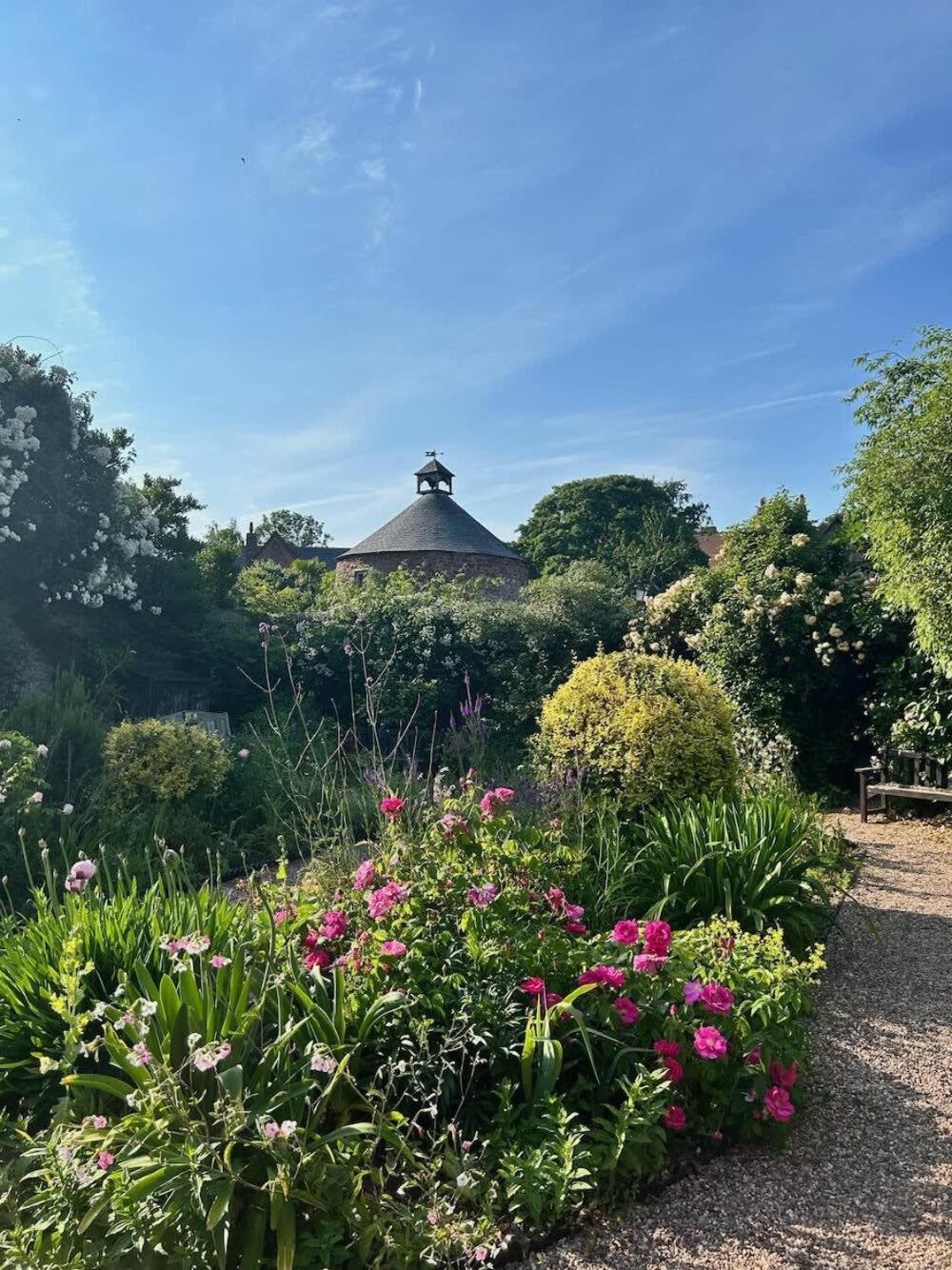Beautiful Cottage Parking Central Dunster