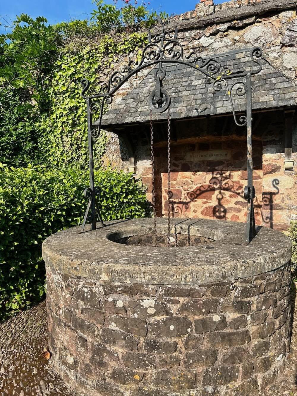 Beautiful Cottage Parking Central Dunster