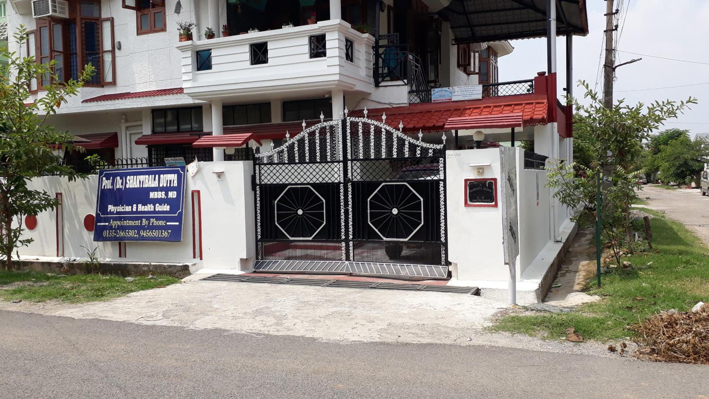 HOME OUTSIDE HOME-Baikunthasadan, Sastrinagar, Haridwar Road, Near UK Vidhansbha, Dehradun City, photo 11