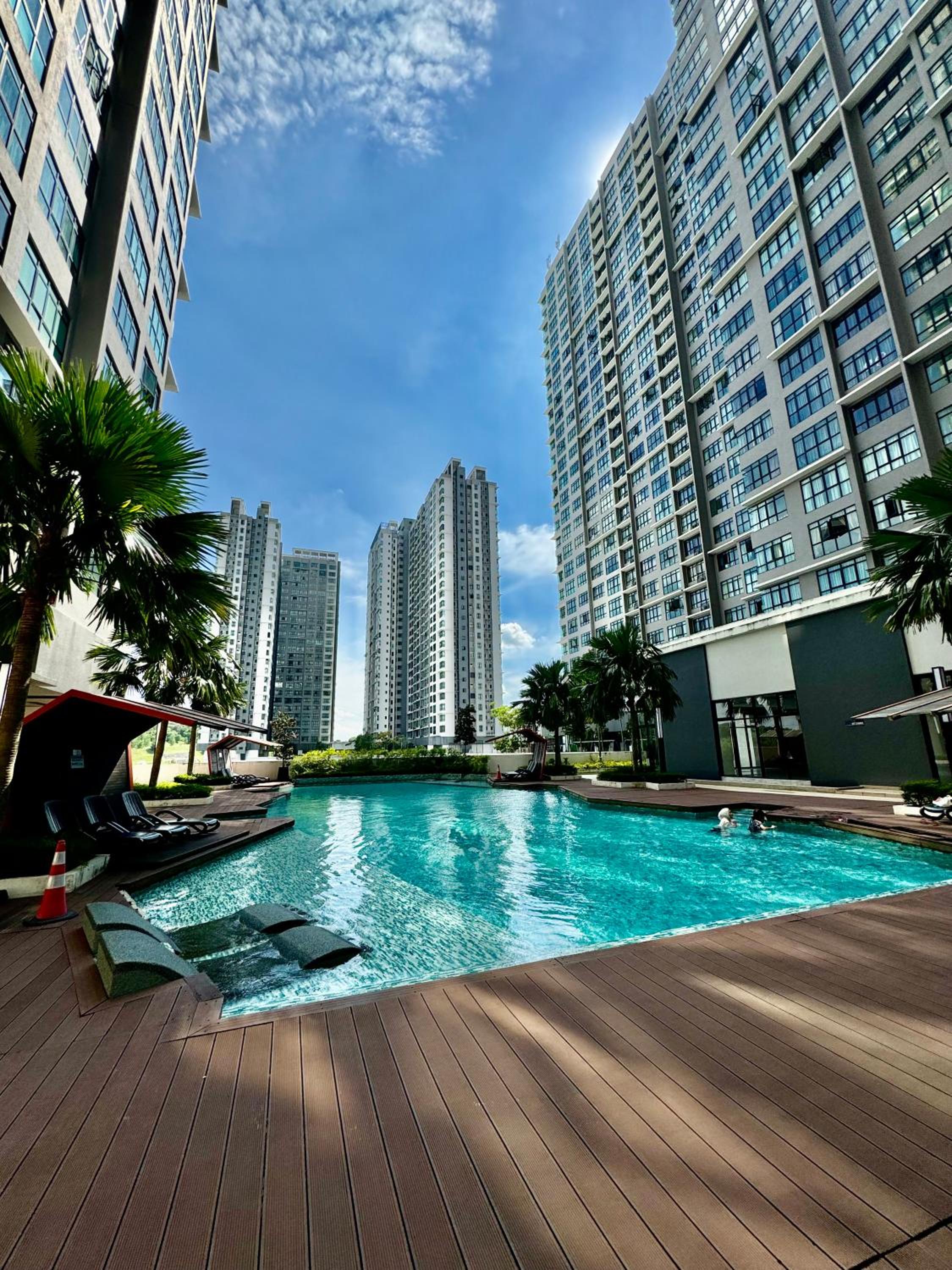 IOI Conezion Residence Nearby IOI City Mall photo 1