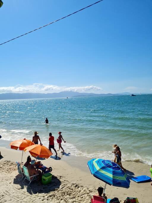 Casa em Floripa perto do mar praia Canasvieiras