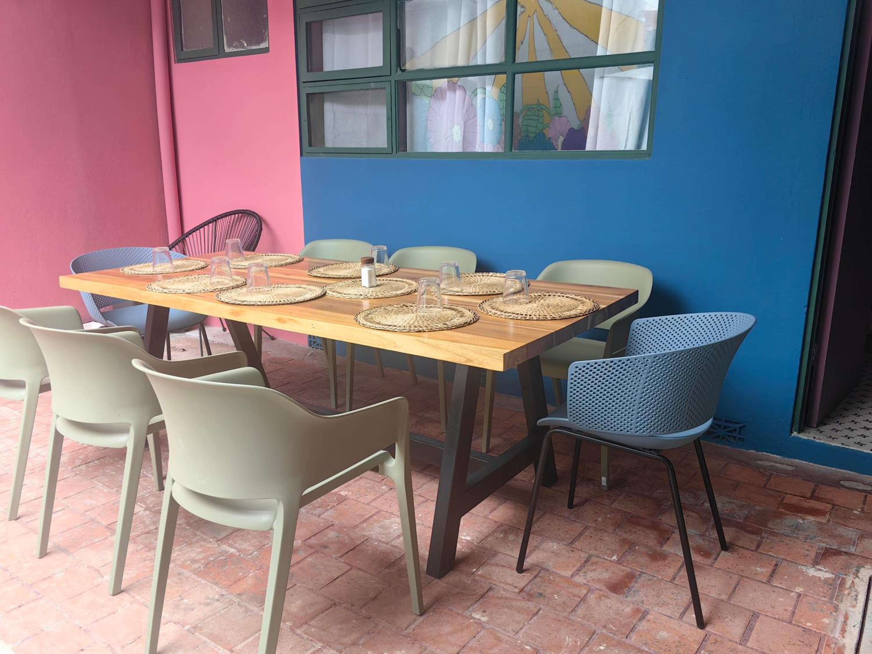 dining