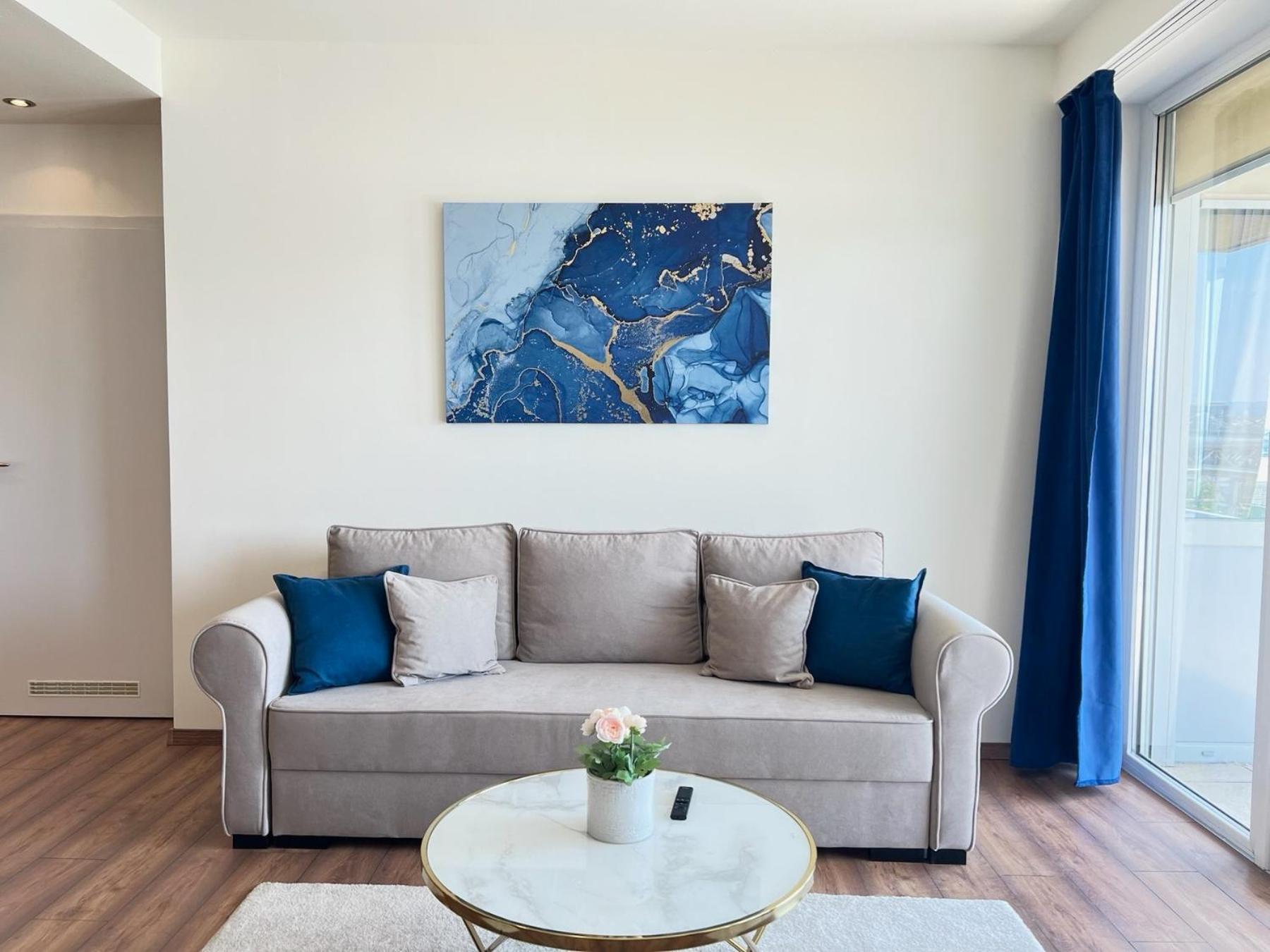 luxury apartment with a beautiful view Danubius