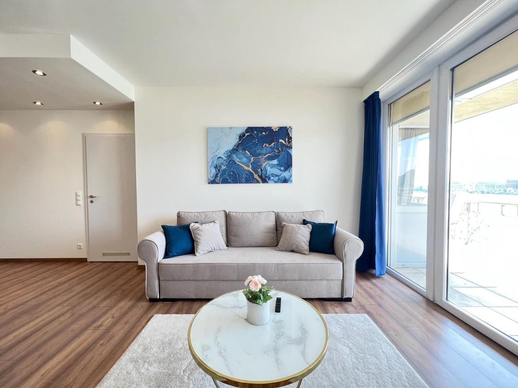 luxury apartment with a beautiful view Danubius