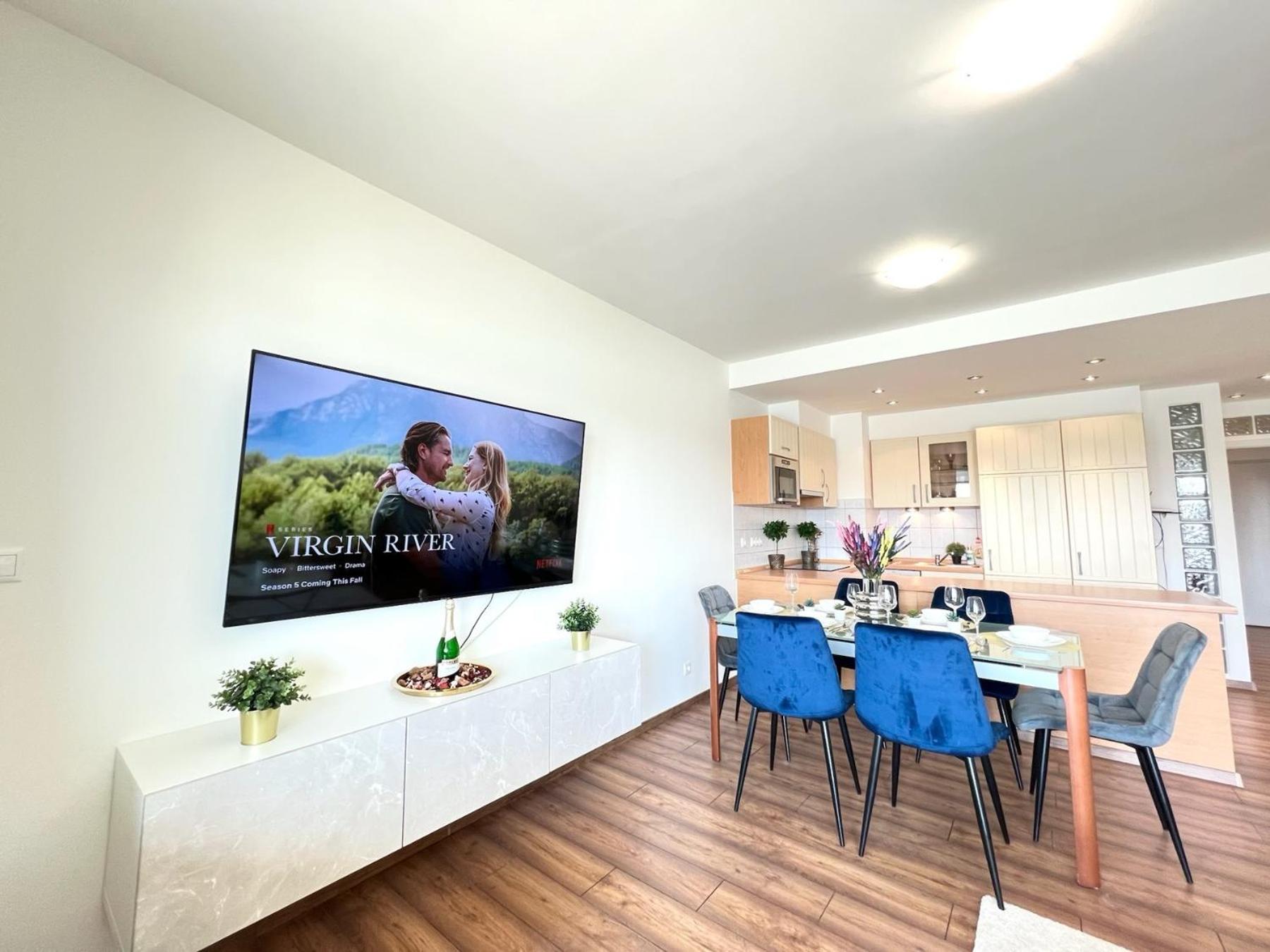 luxury apartment with a beautiful view Danubius