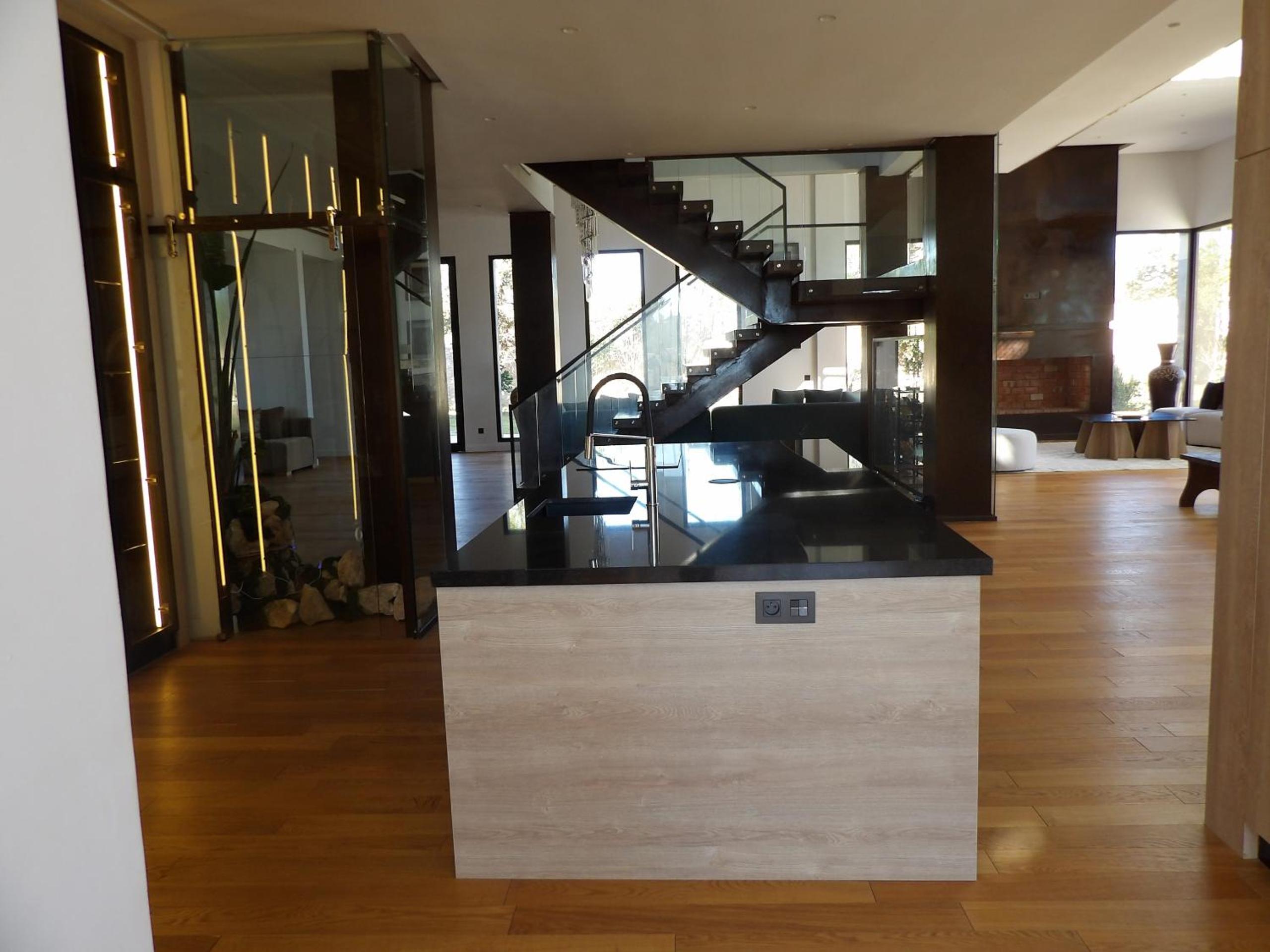 Photo 48