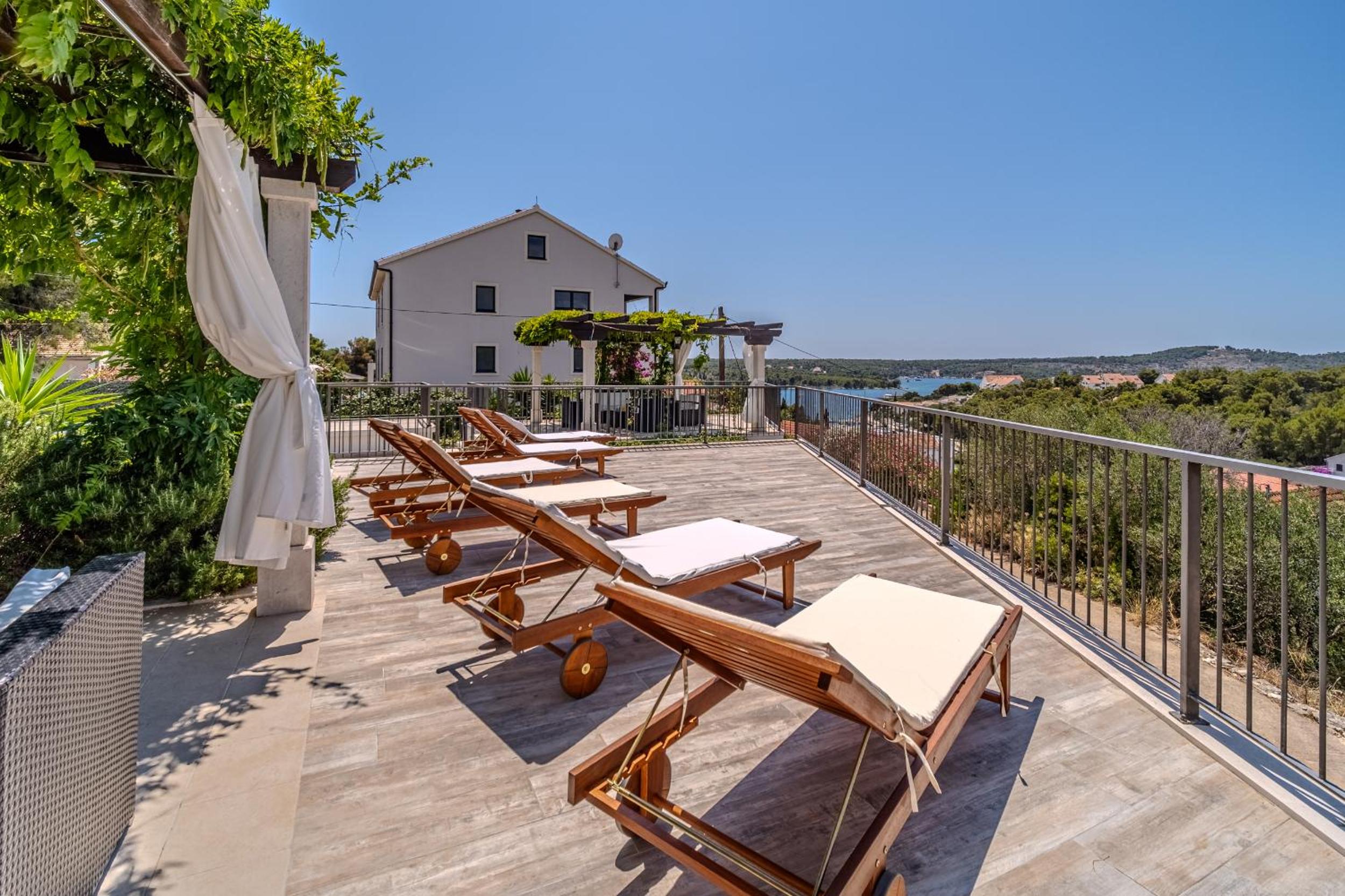 Villa Julia with heated pool and hot tub, ideal for large groups view 2