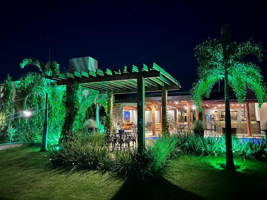 Casa com Piscina Aquecida perto dos parques - Recanto Quinta das Palmeiras Olímpia-SP