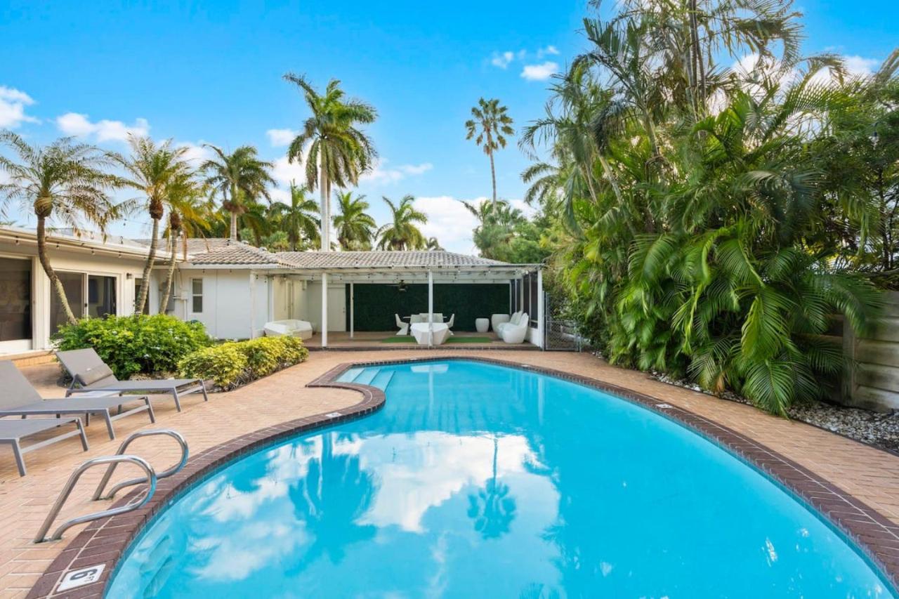 Sensational 5BR and 4BA Villa near Hollywood Beach view 4