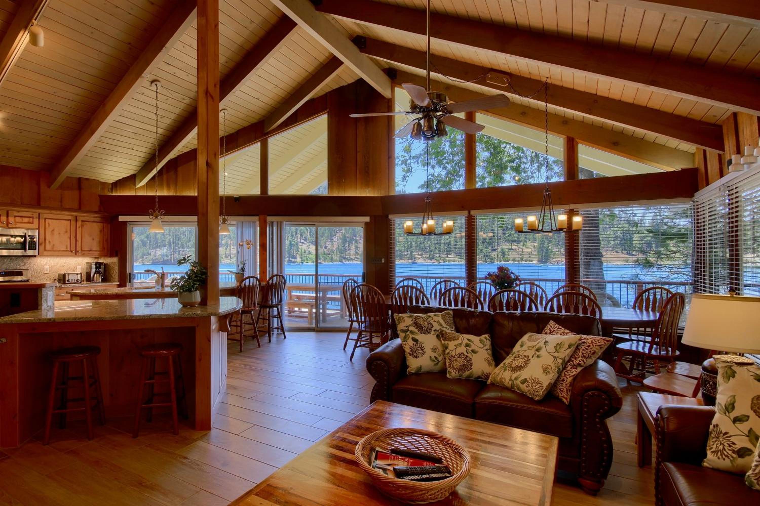Eagles Nest at Bass Lake near Yosemite with Boat Dock view 4