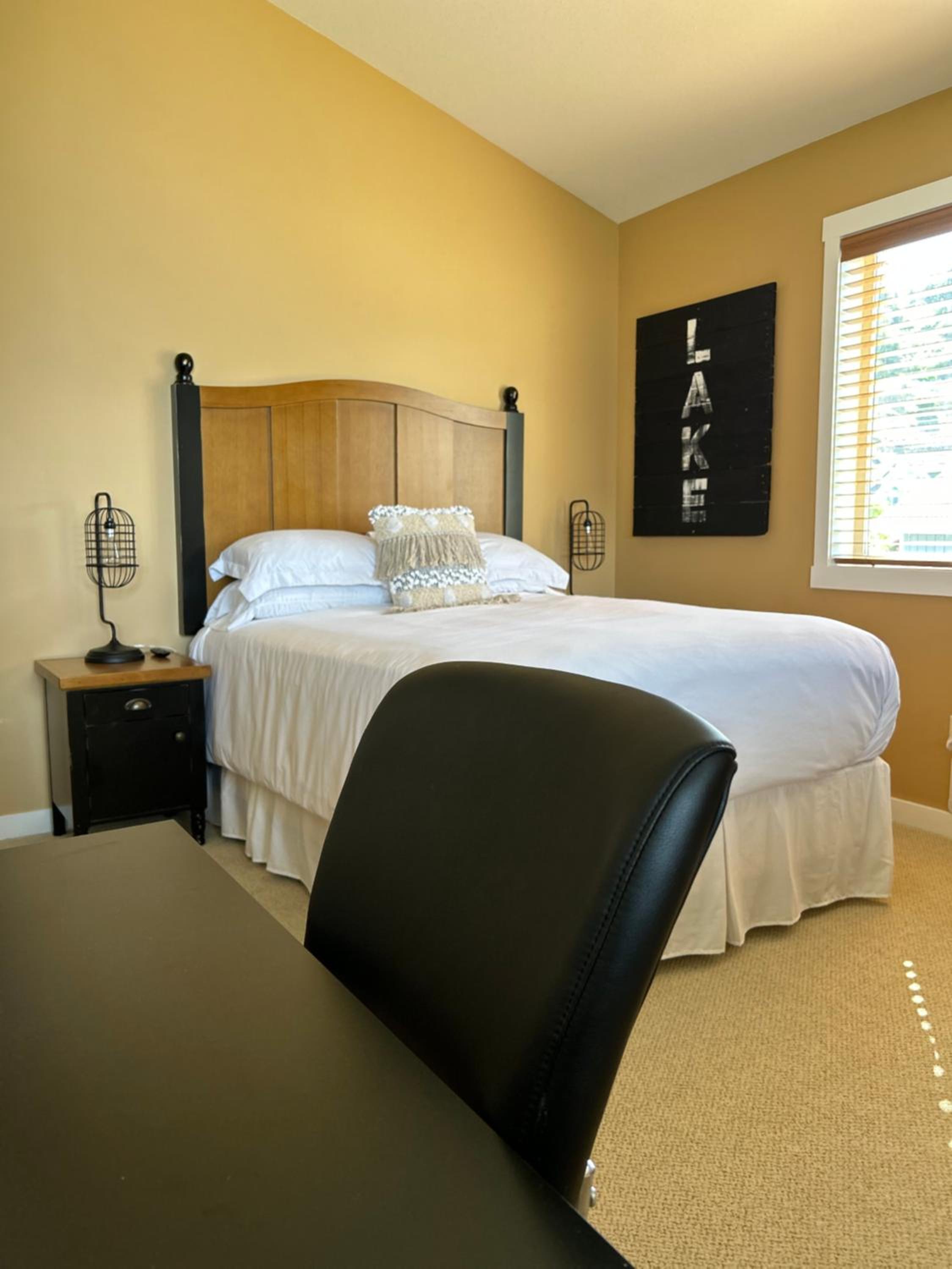 Kelowna Vacations - Exceptional Cozy Cottage with Incredible View! - Property Image 56