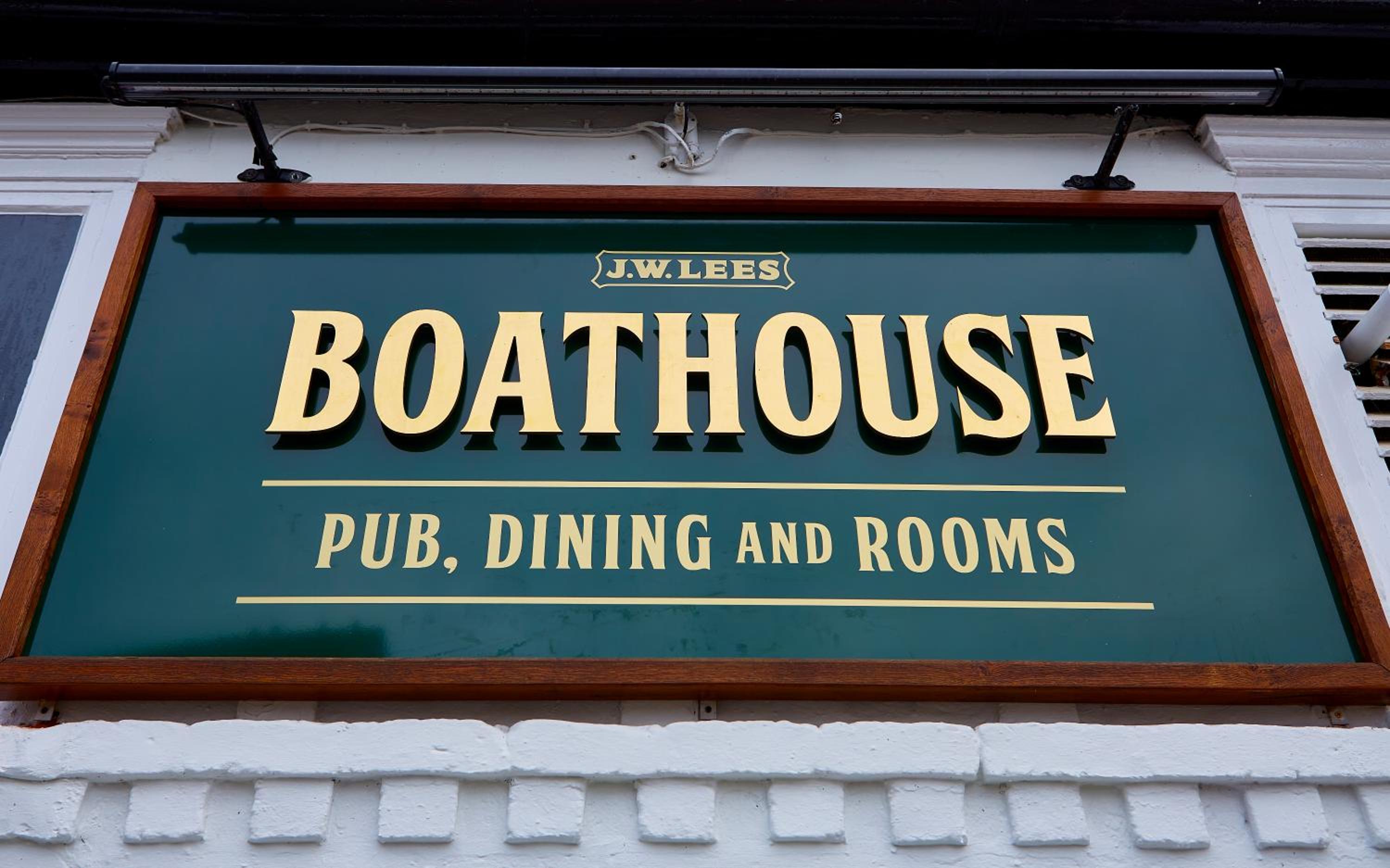 The Boathouse Inn & Riverside Rooms