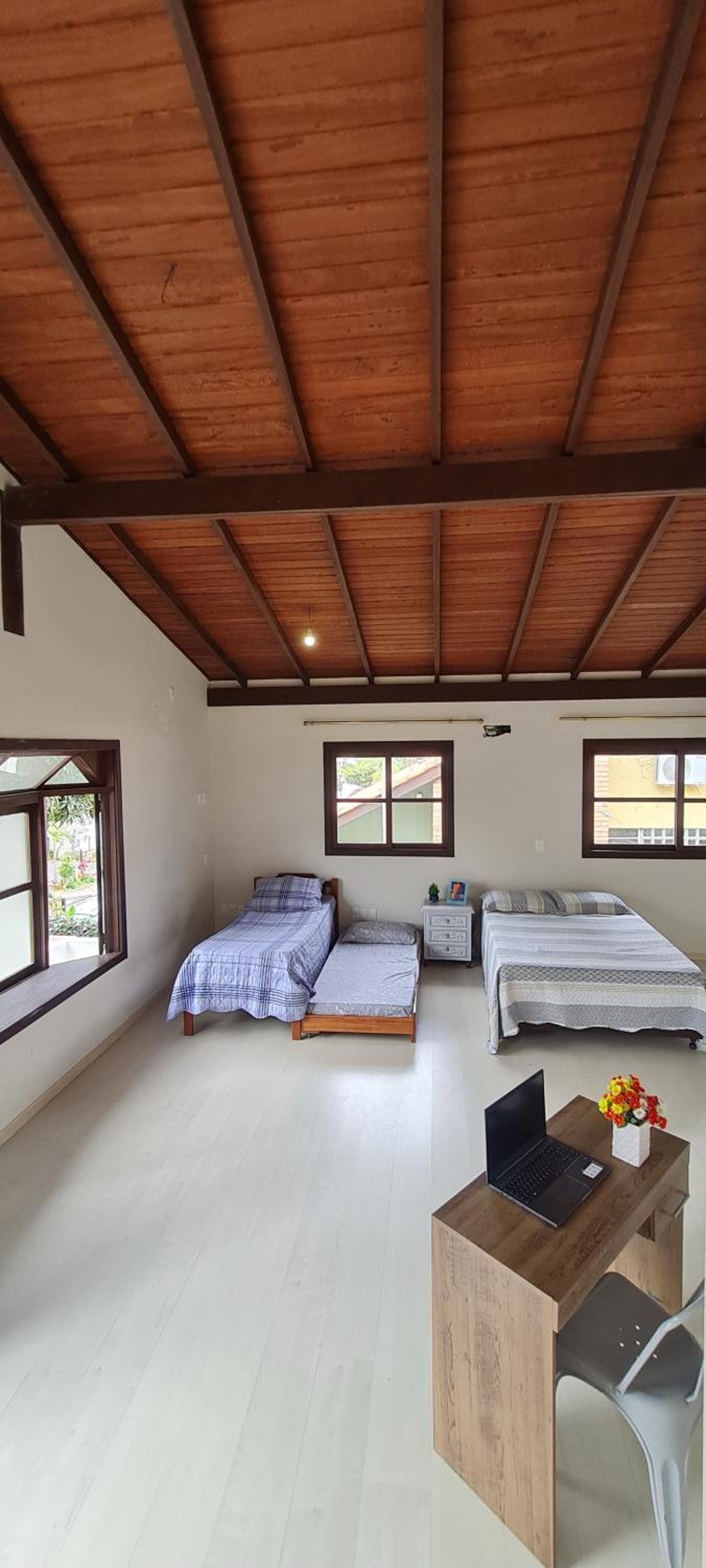 Casa em Floripa perto do mar praia Canasvieiras