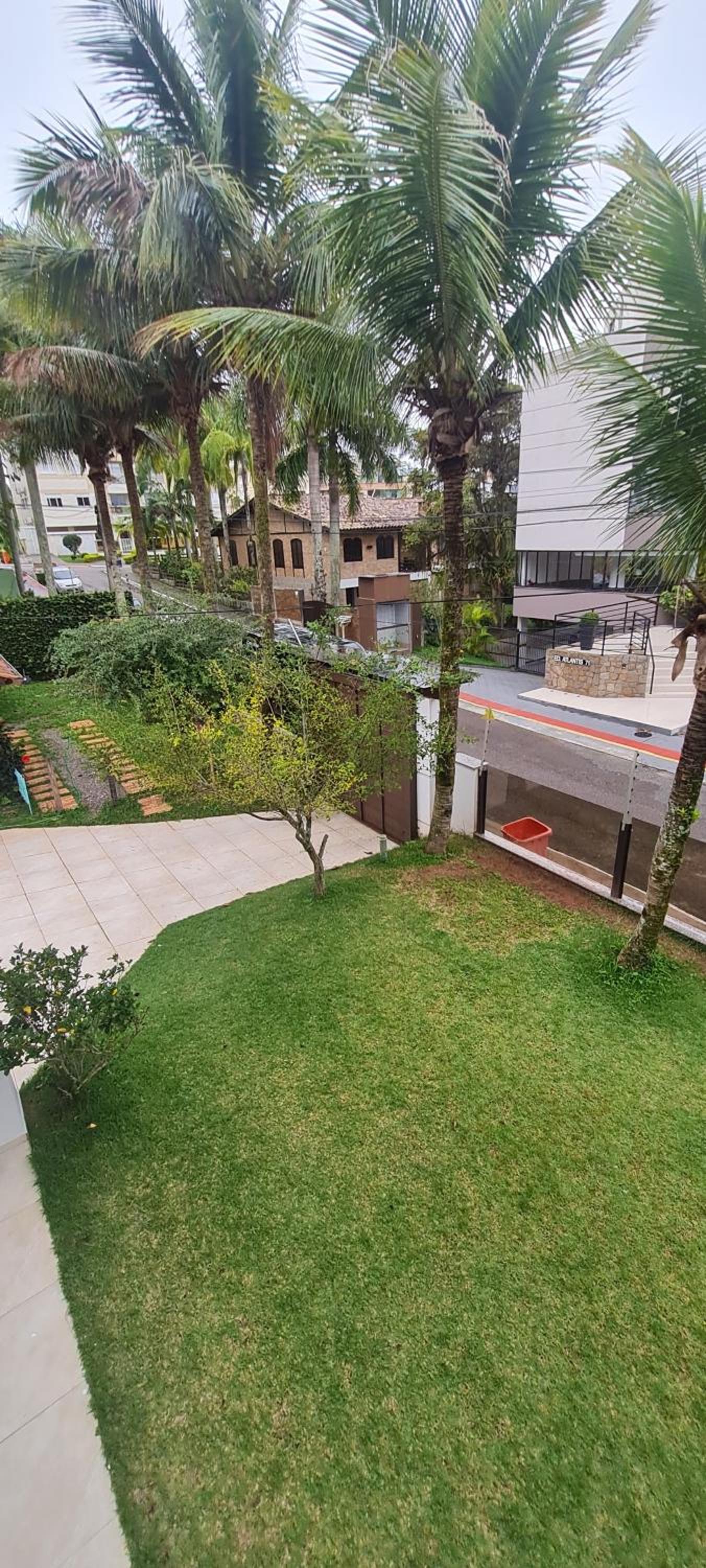 Casa em Floripa perto do mar praia Canasvieiras