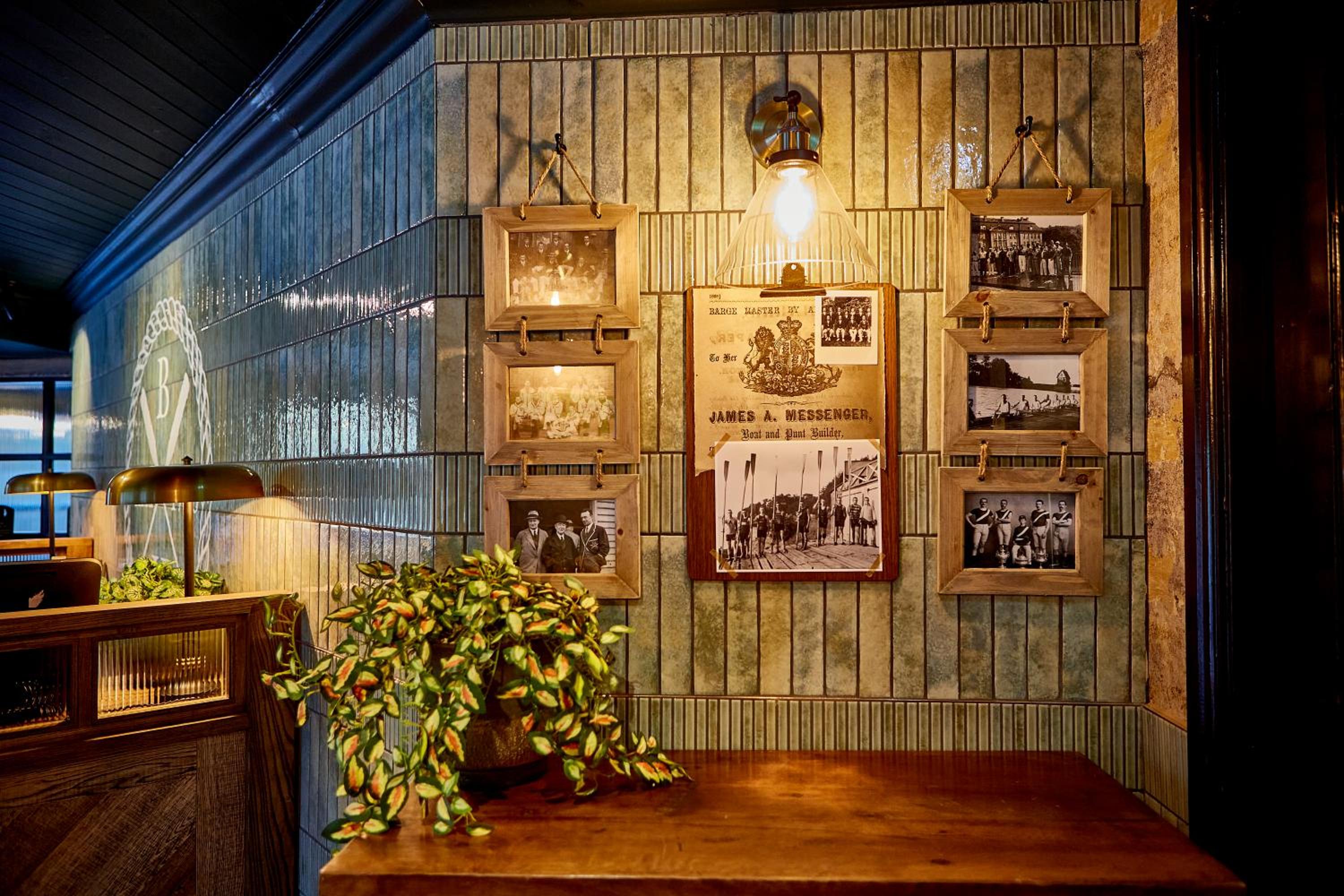 The Boathouse Inn & Riverside Rooms
