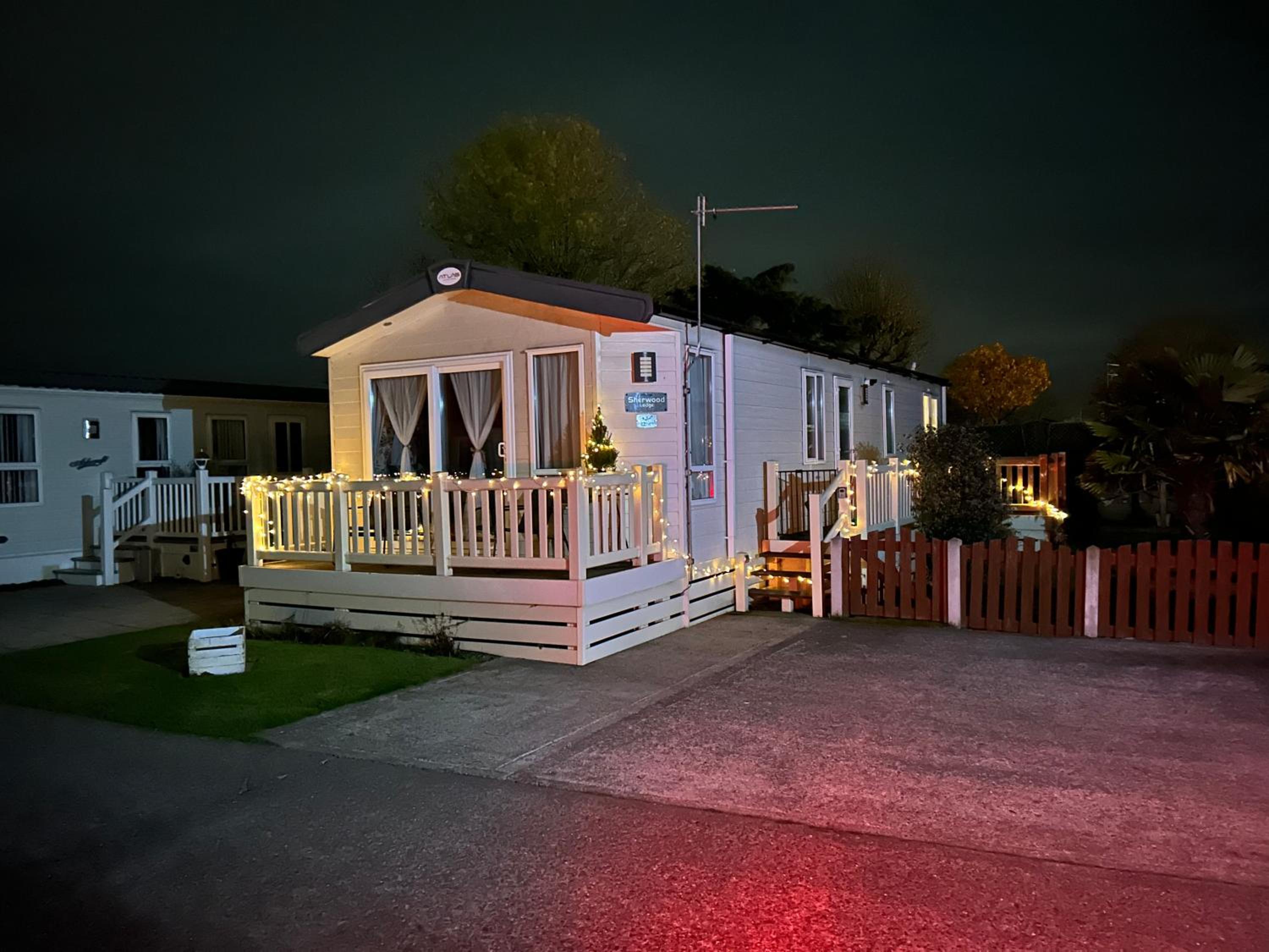 Hares Haven pet friendly sleeps 6
