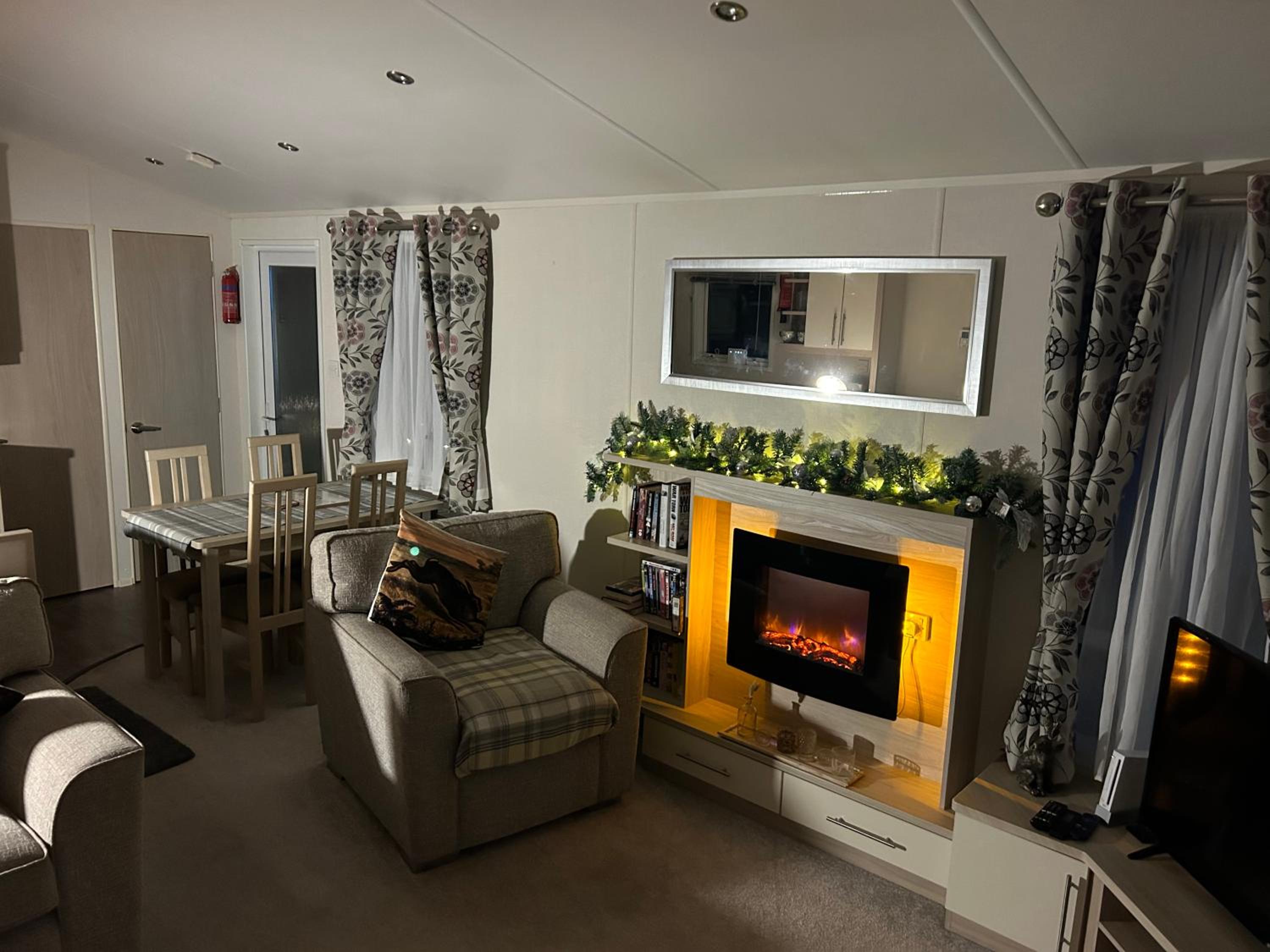 Hares Haven pet friendly sleeps 6 view 5