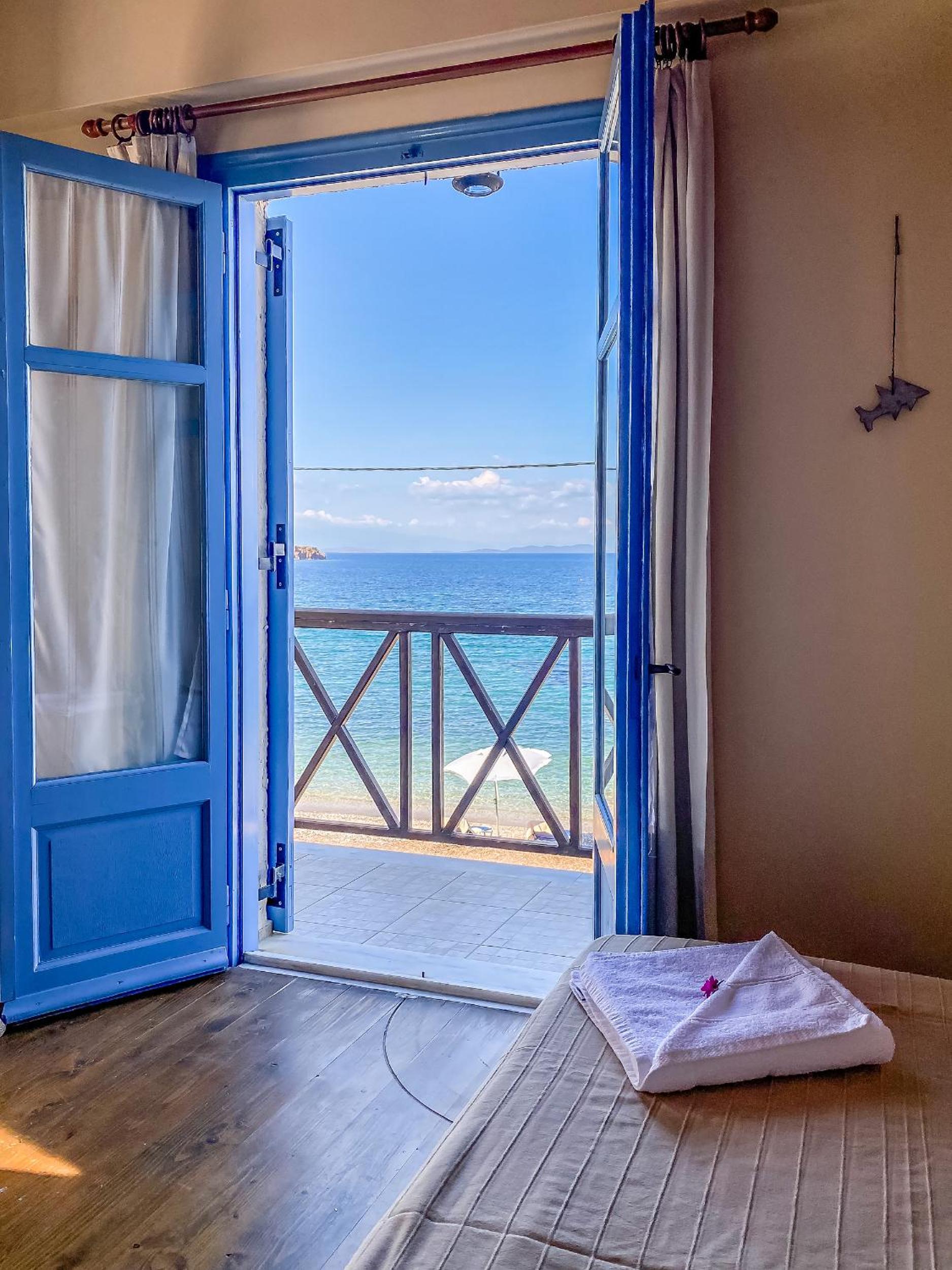 Kyparissis Beach House 2 view 5