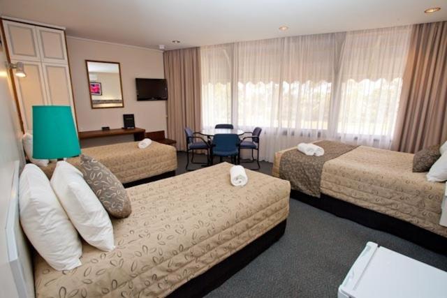 Connells Motel & Serviced Apartments