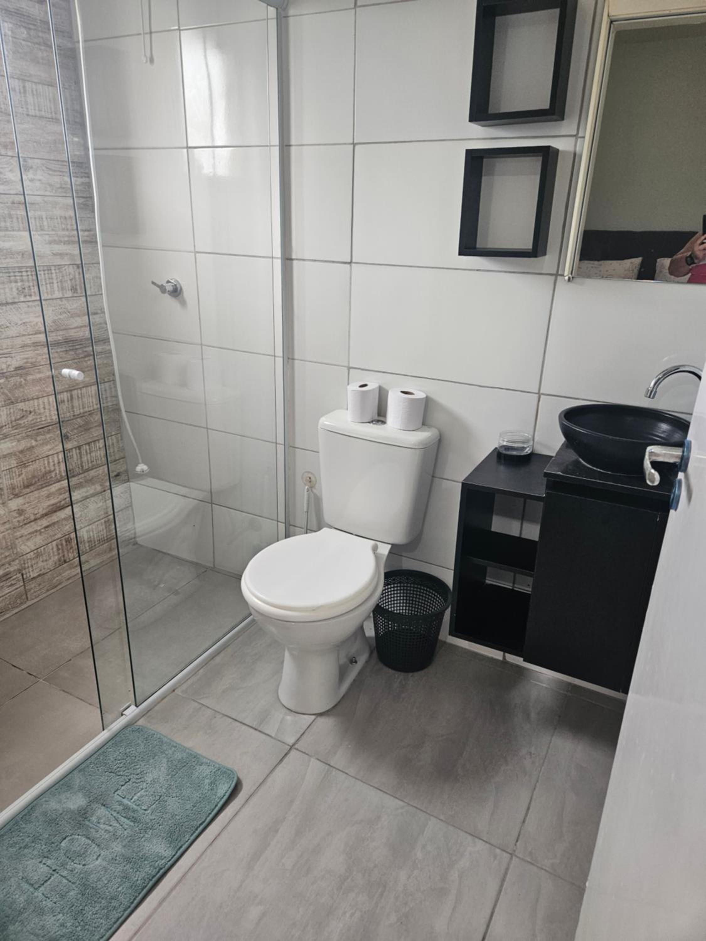 1 apartamento 400 metros da praia no centro dos ingleses