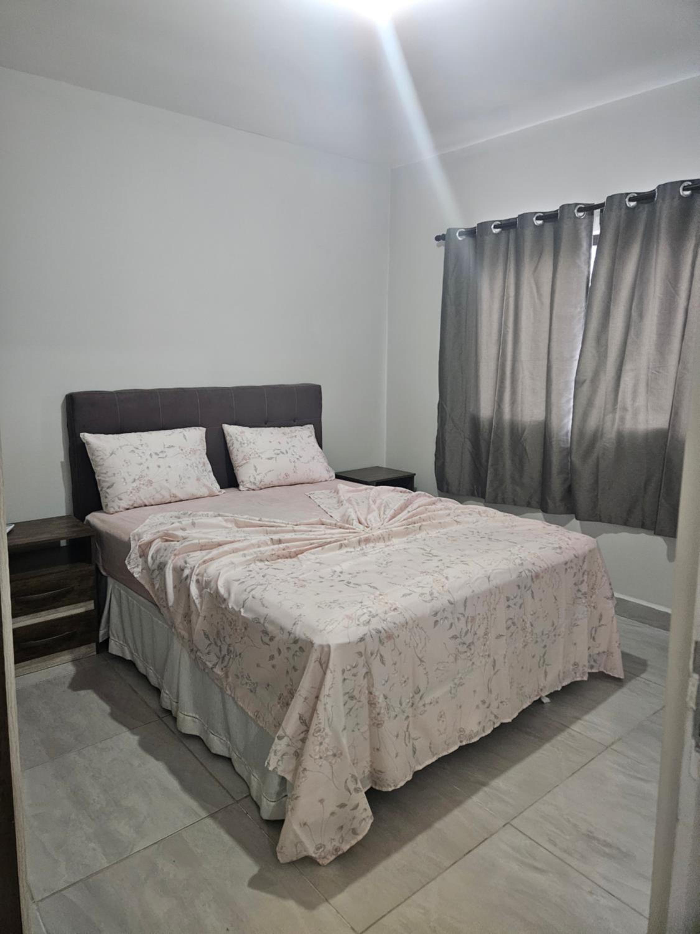 1 apartamento 400 metros da praia no centro dos ingleses