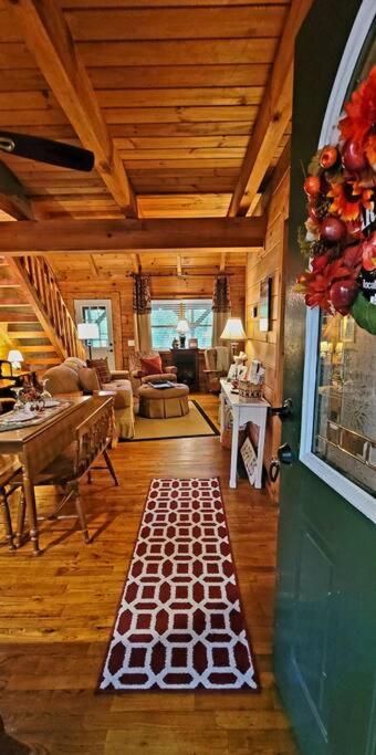 Applewood Cottage THIS PROPERTY IS NOT SET UP FOR INSTANT BOOKINGS ONCE YOU INQUIRE WE WILL ACCEPT AND YOU HAVE 24HRS TO PROCEED WITH YOUR RESERVATION PLEA view 5