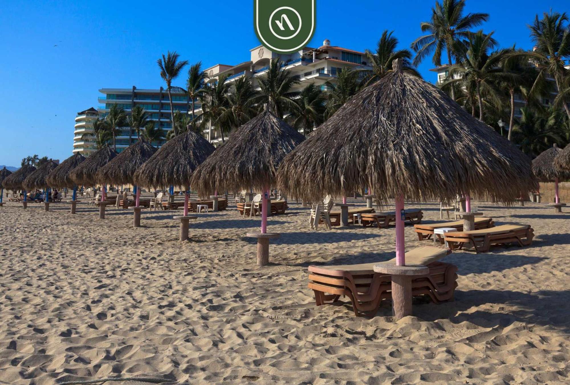 Cozy Beachfront Studio - Beach Club - Pools, fotografía 5