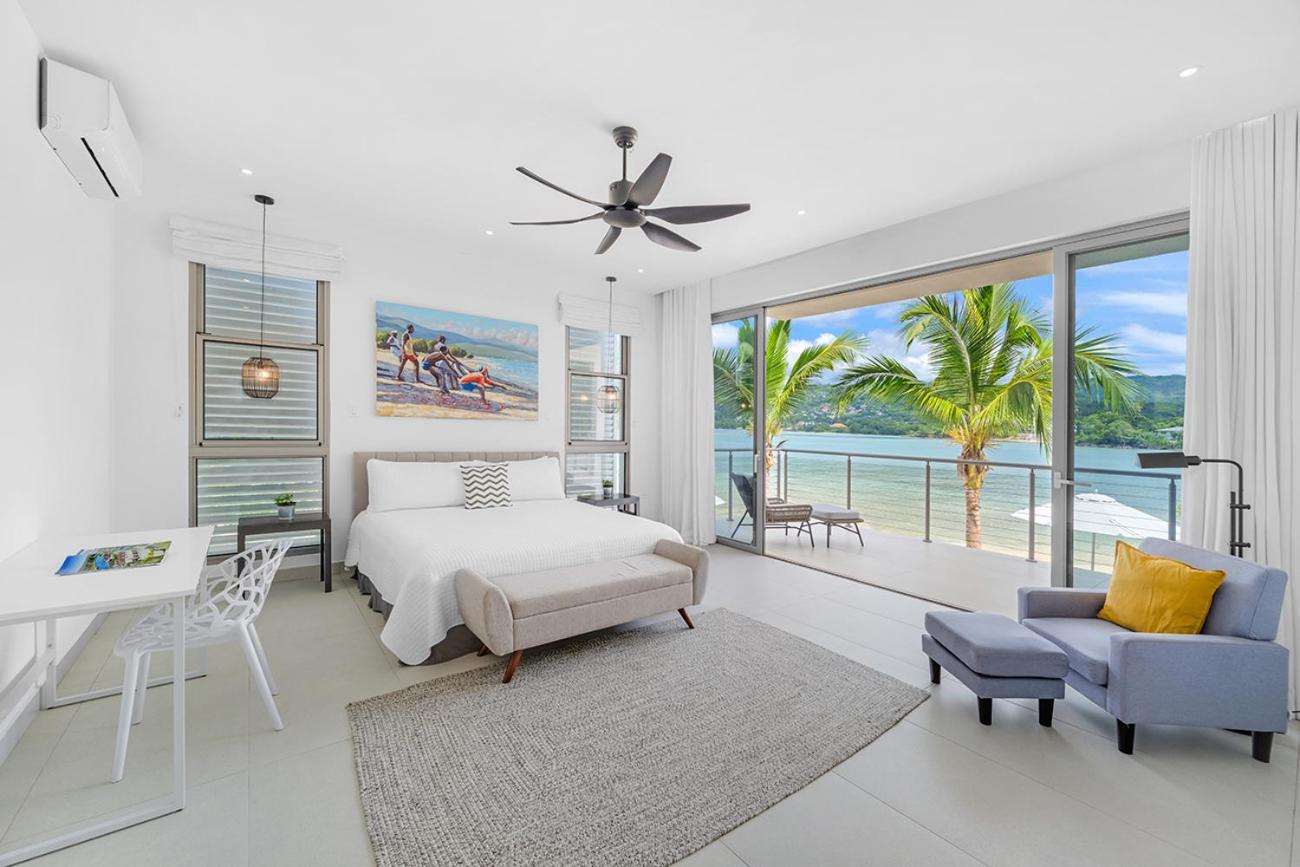 Santosha Whitehouse JM - 10 Bedroom Villa w Private Beach view 4