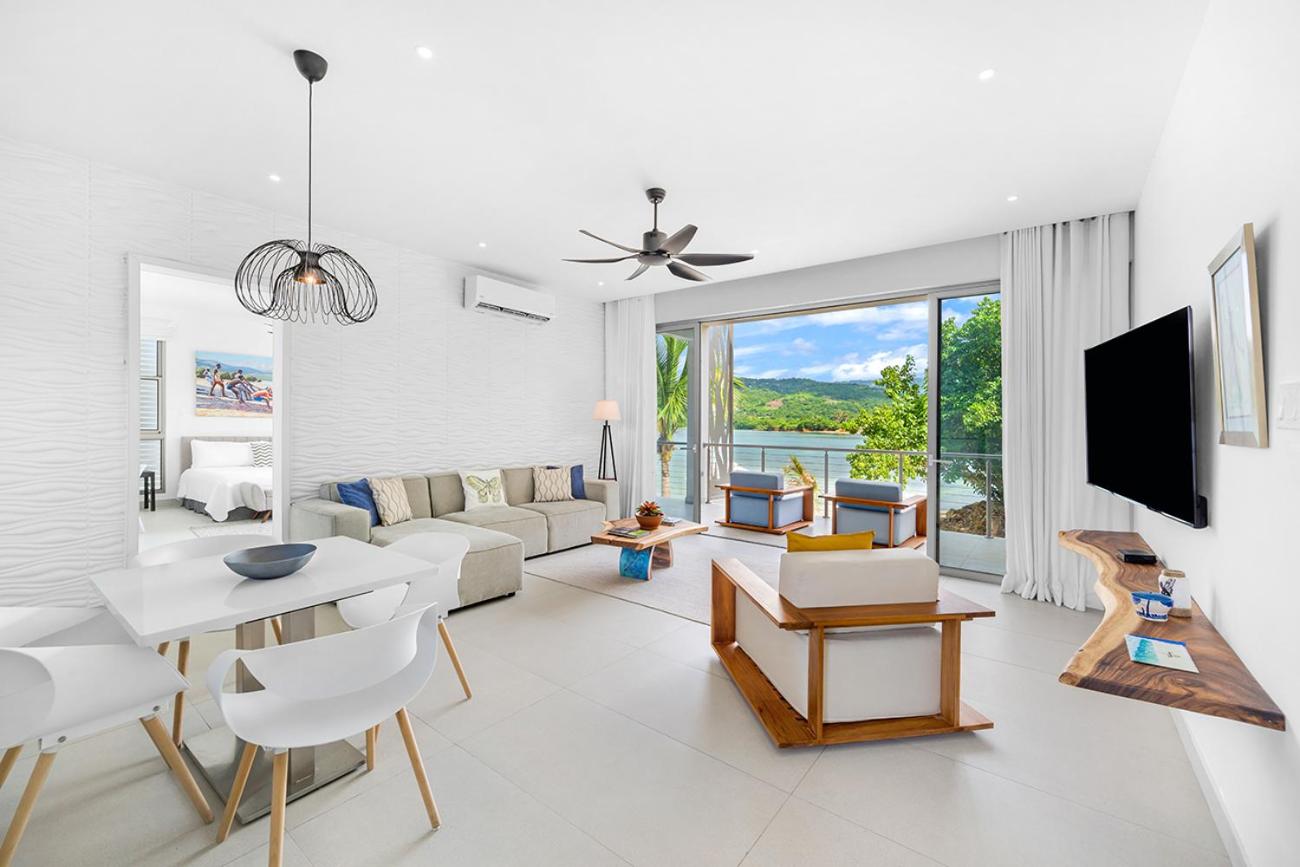 Santosha Whitehouse JM - 10 Bedroom Villa w Private Beach view 5