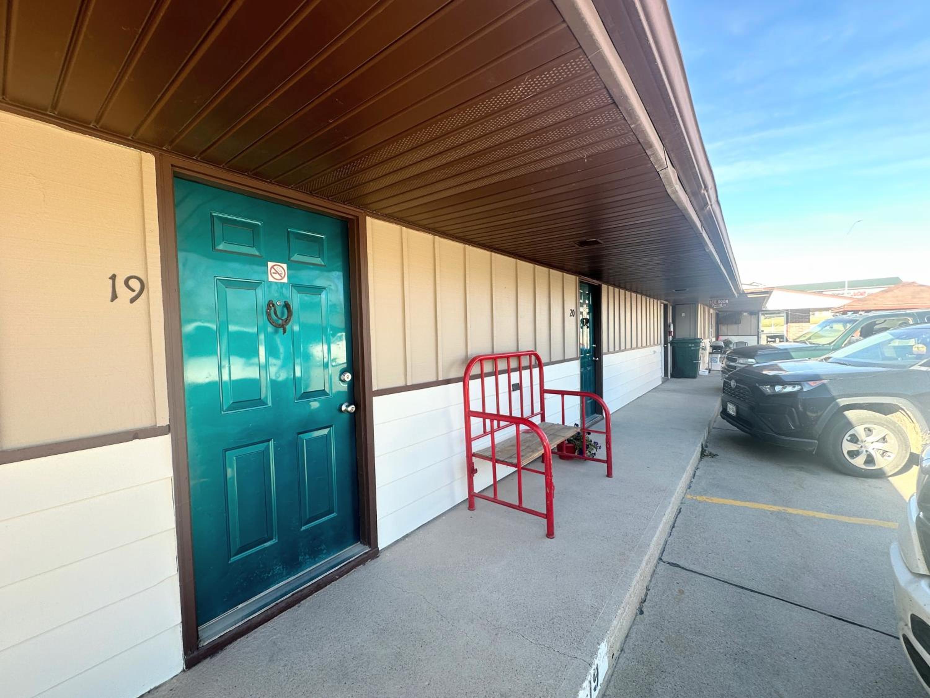 Westerner Motel