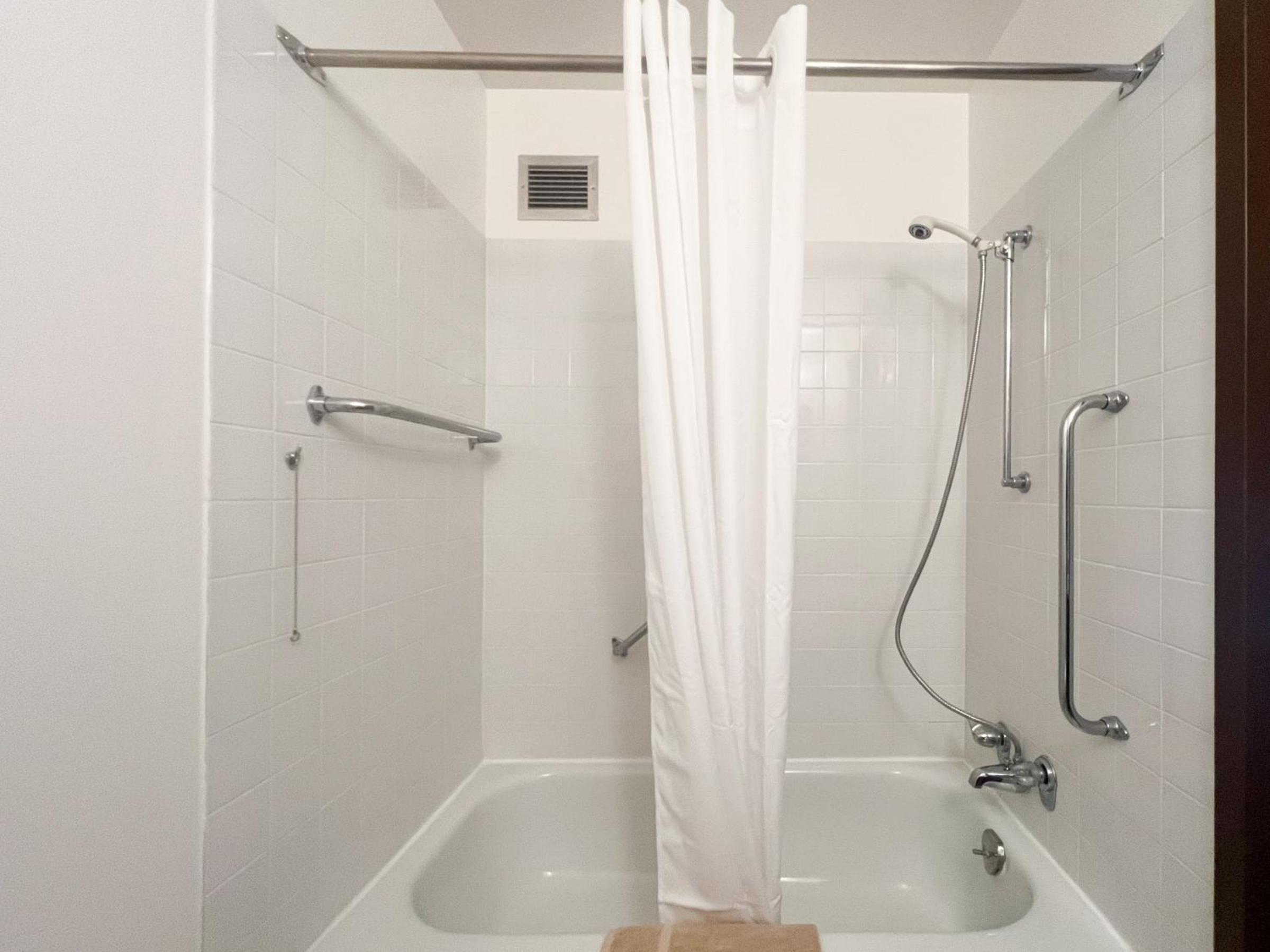 WorkStay Lodging - Spy Hill, SK - Near Esterhazy, Rocanville & Potash Mine Sites