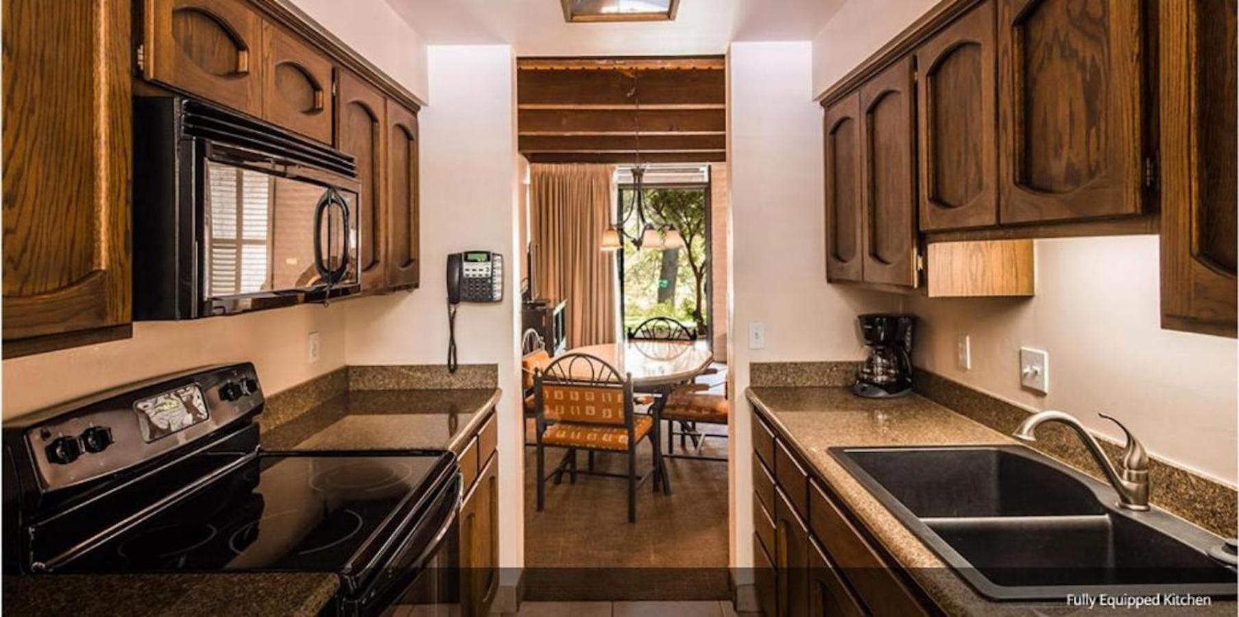 Arroyo Roble Resort at Oak Creek