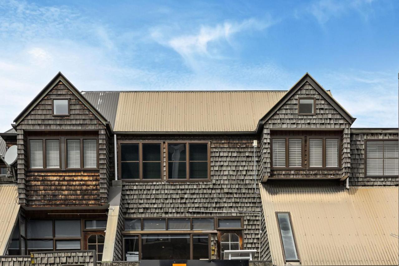 Clock tower Apartment