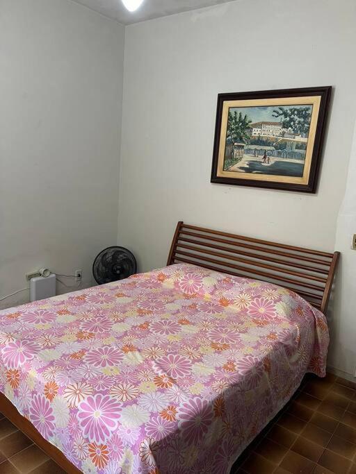 CASA EM FRENTE A LAGOA DE ARARUAMA - no CENTRO - 3 QUARTOS E 3 BANHEIROS