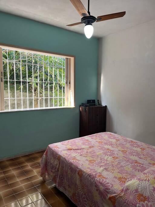 CASA EM FRENTE A LAGOA DE ARARUAMA - no CENTRO - 3 QUARTOS E 3 BANHEIROS
