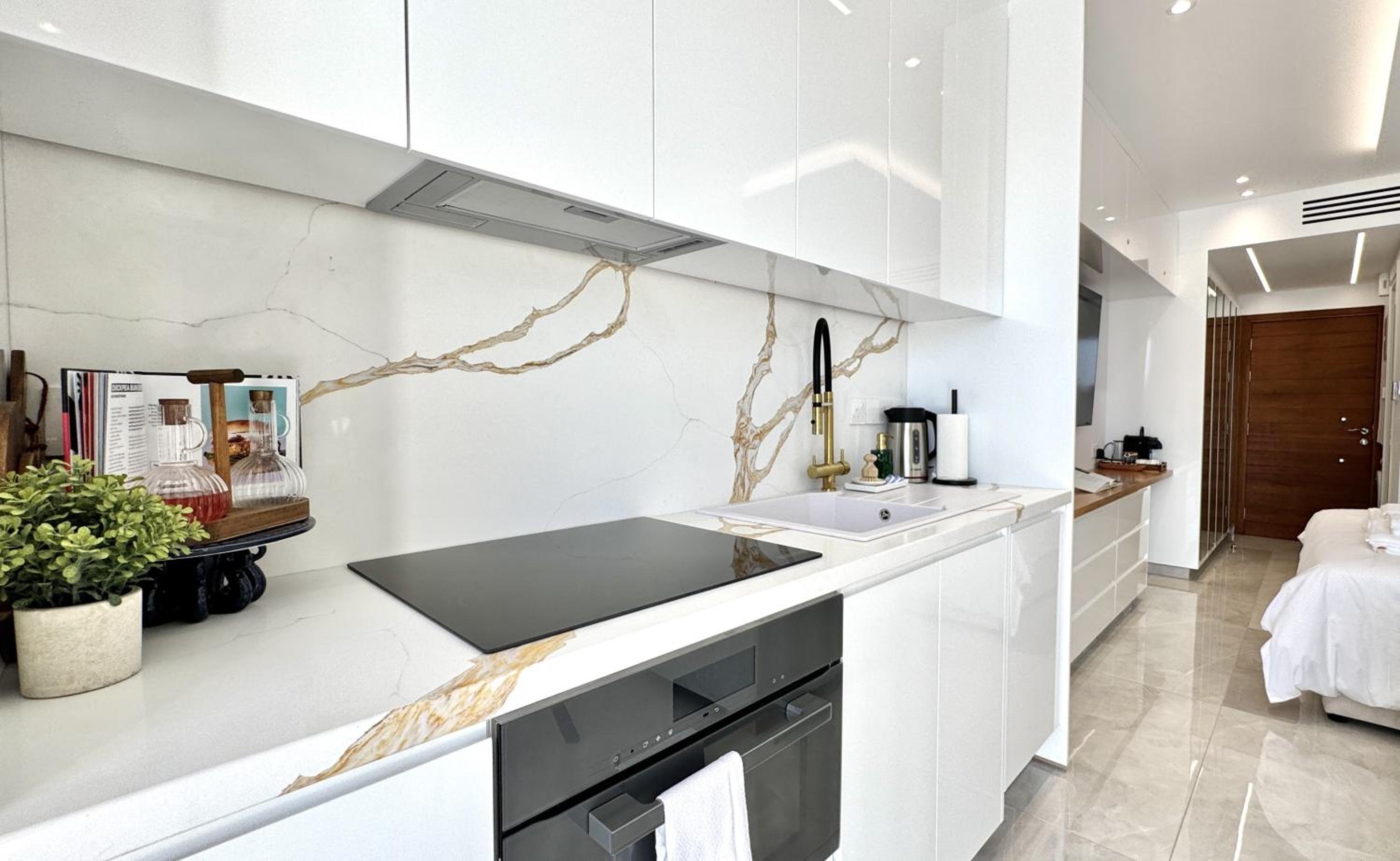 THE OCEAN - Luxury Apartment at the Harbor