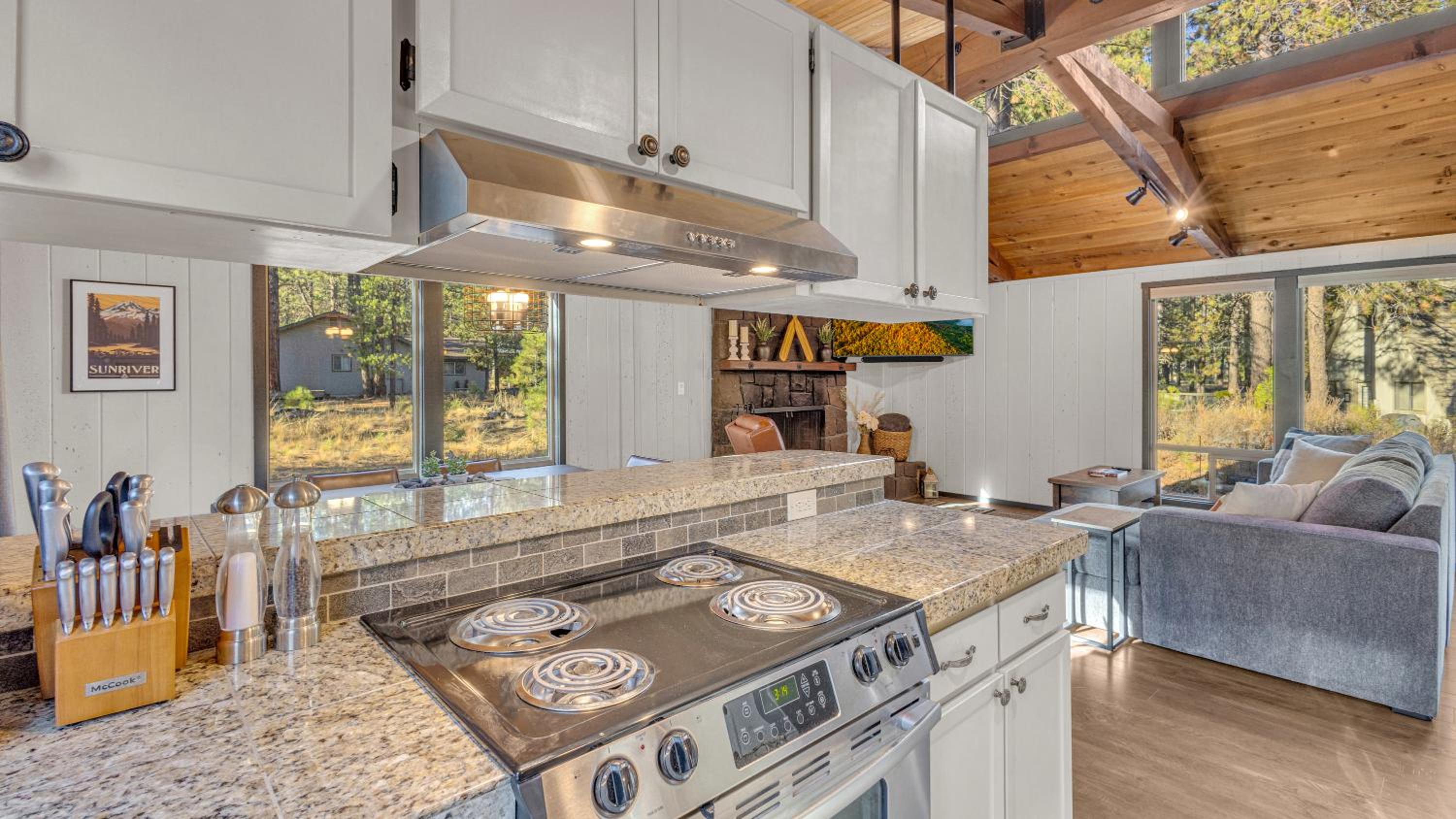 Diamond Peak - Unit 5 view 4