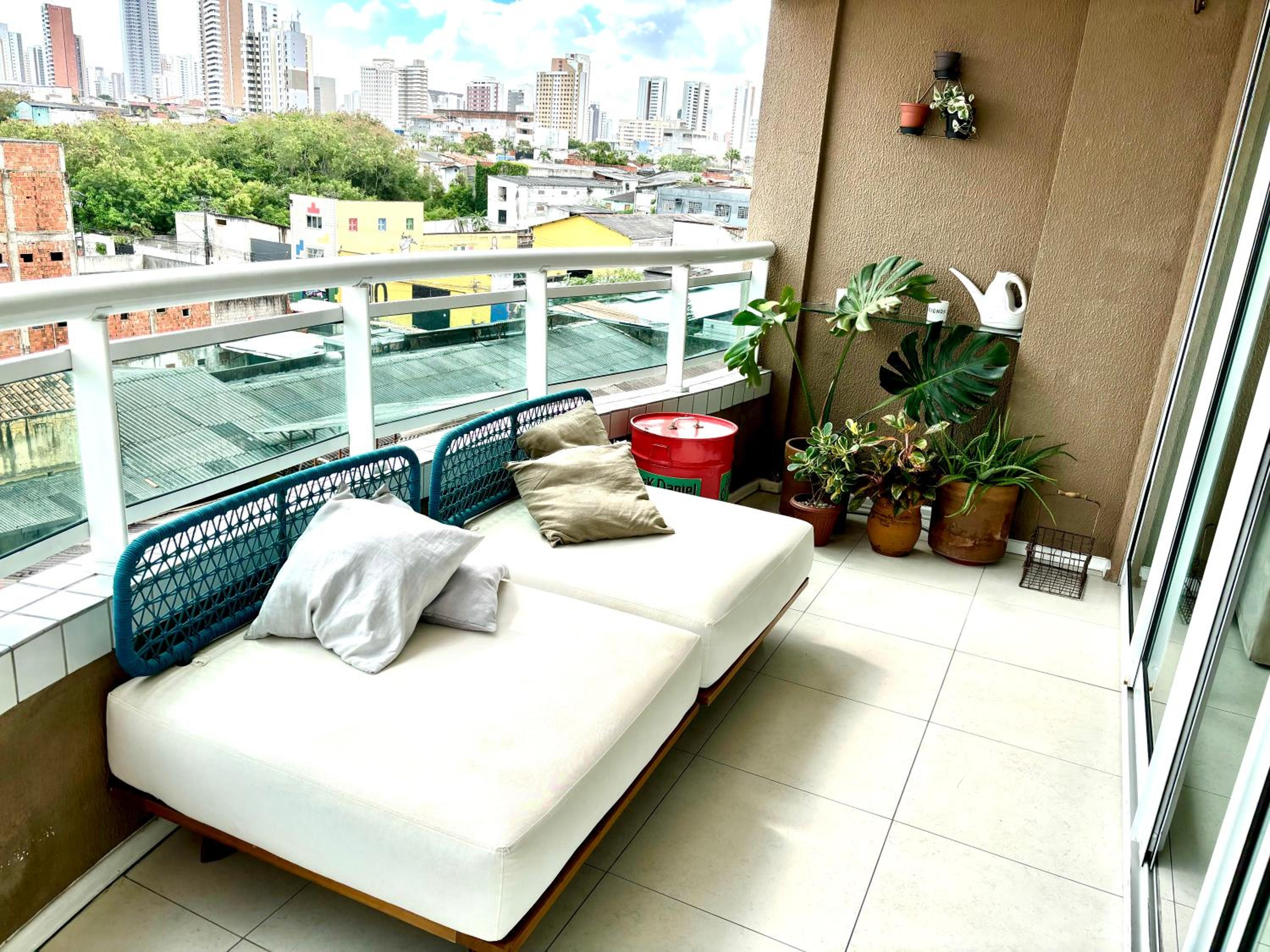 Apartamento com piscina no hooftop, 48m2 - Praia da Iracema- Fortaleza