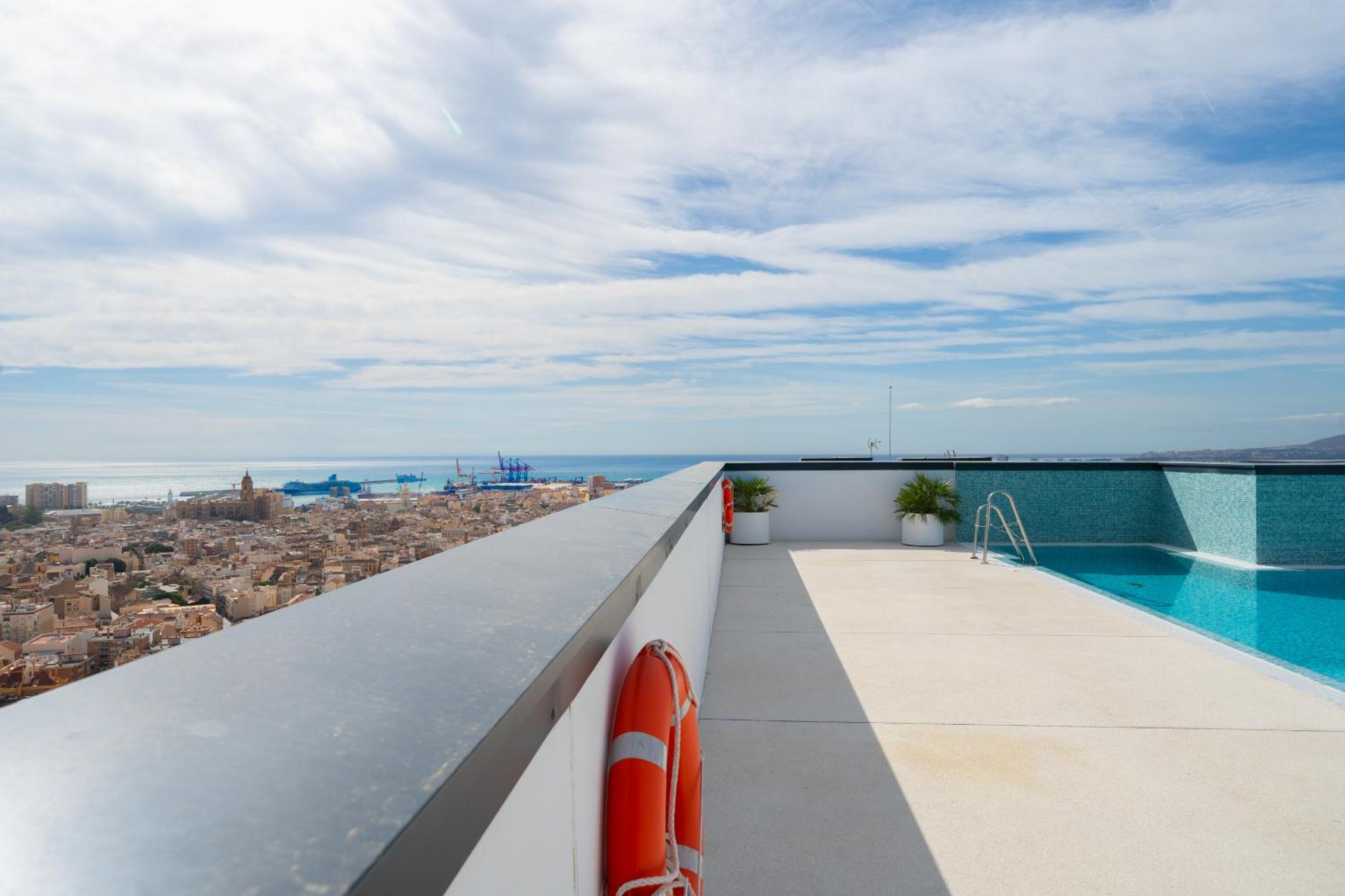 XPCE URBAN 4 Malaga Skyline - Free Parking