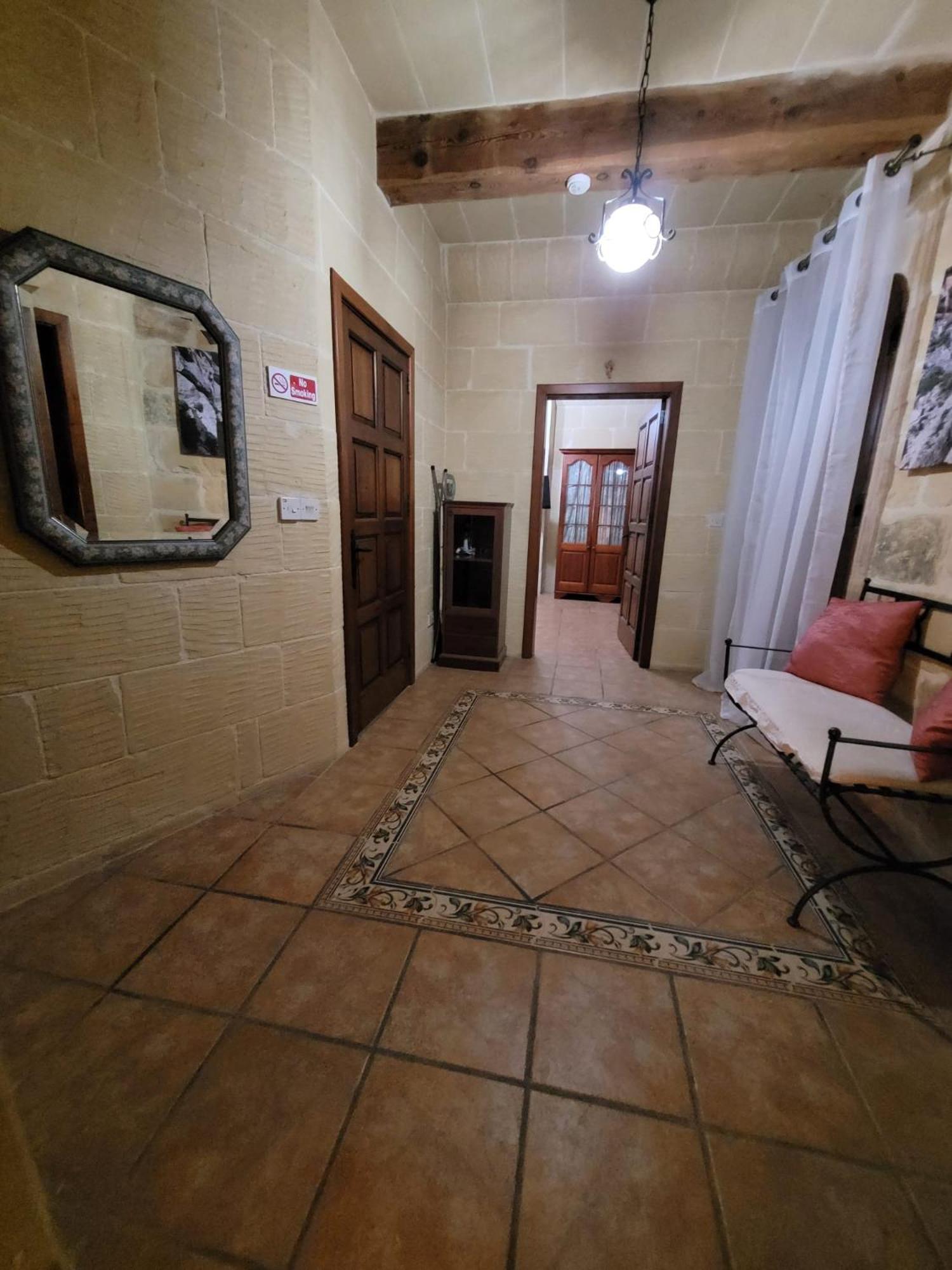 UNDER NEW MANAGEMENT! Sant Antnin Luxurious Farmhouse Villa With Pool Sannat Near Victoria Gozo Family Friends Couples Views Balcony Roof Terrace Romantic  photo 3